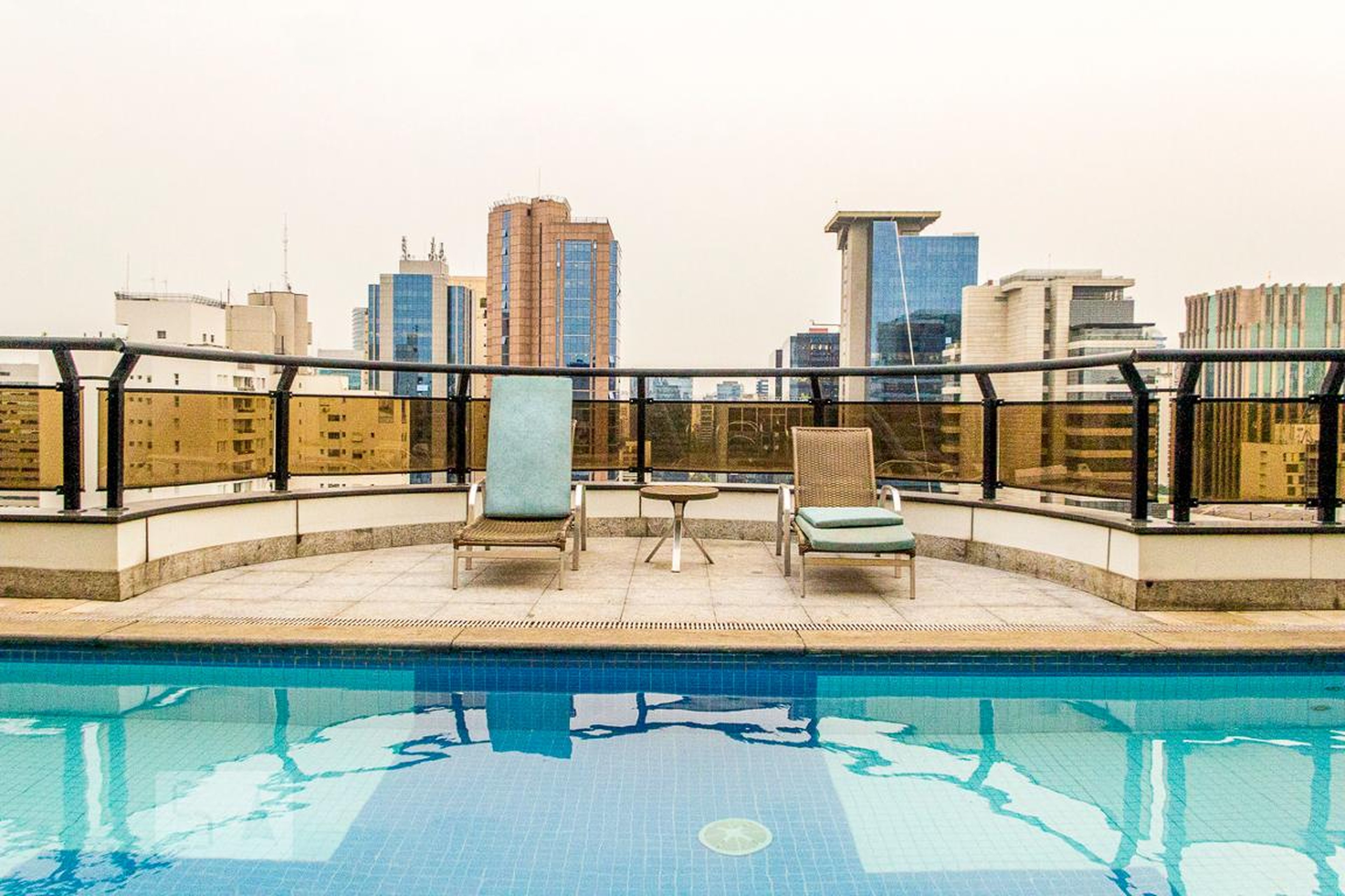 Piscina - Century Faria Lima