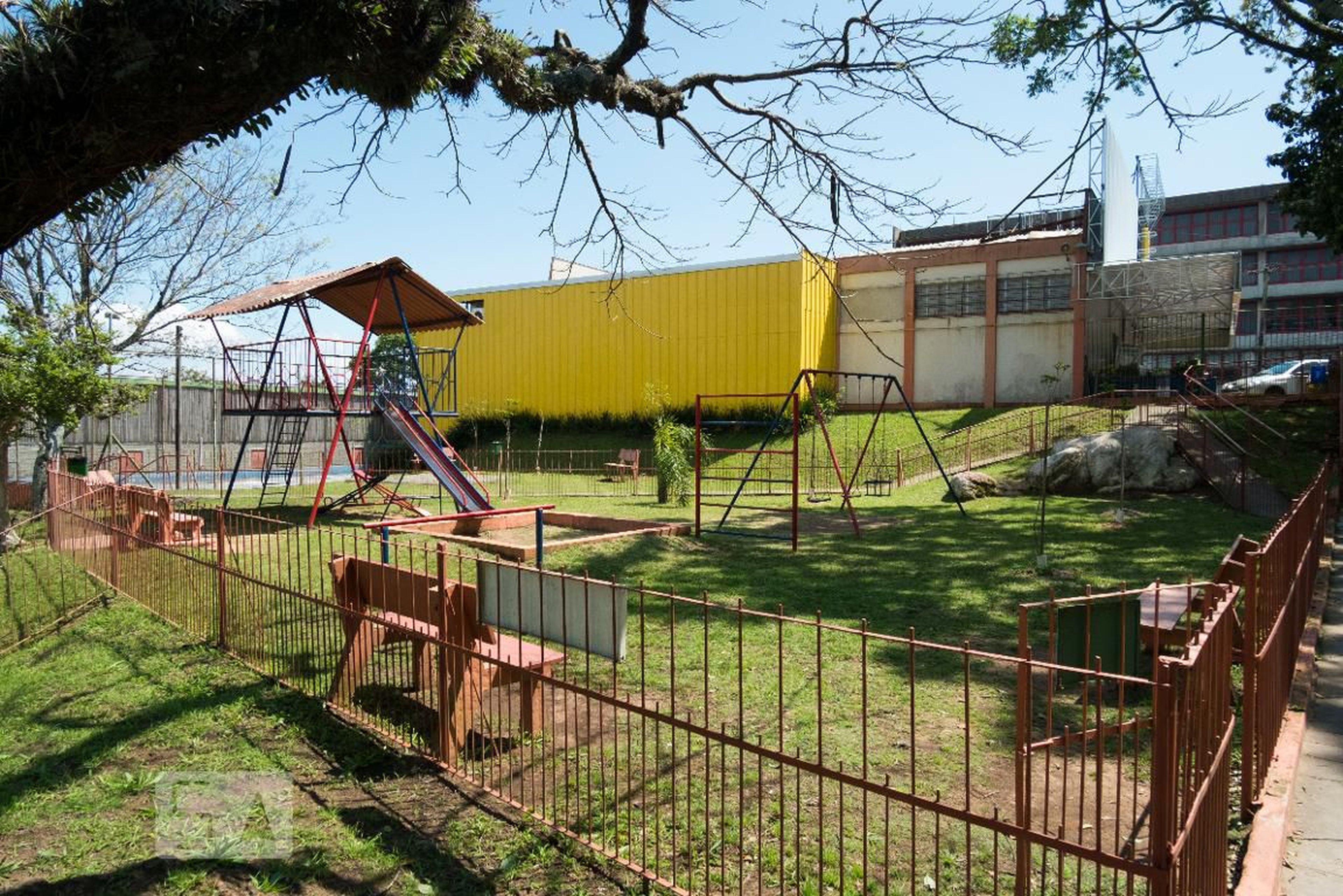Playground - Parete (Parque Residencial Teresópolis)