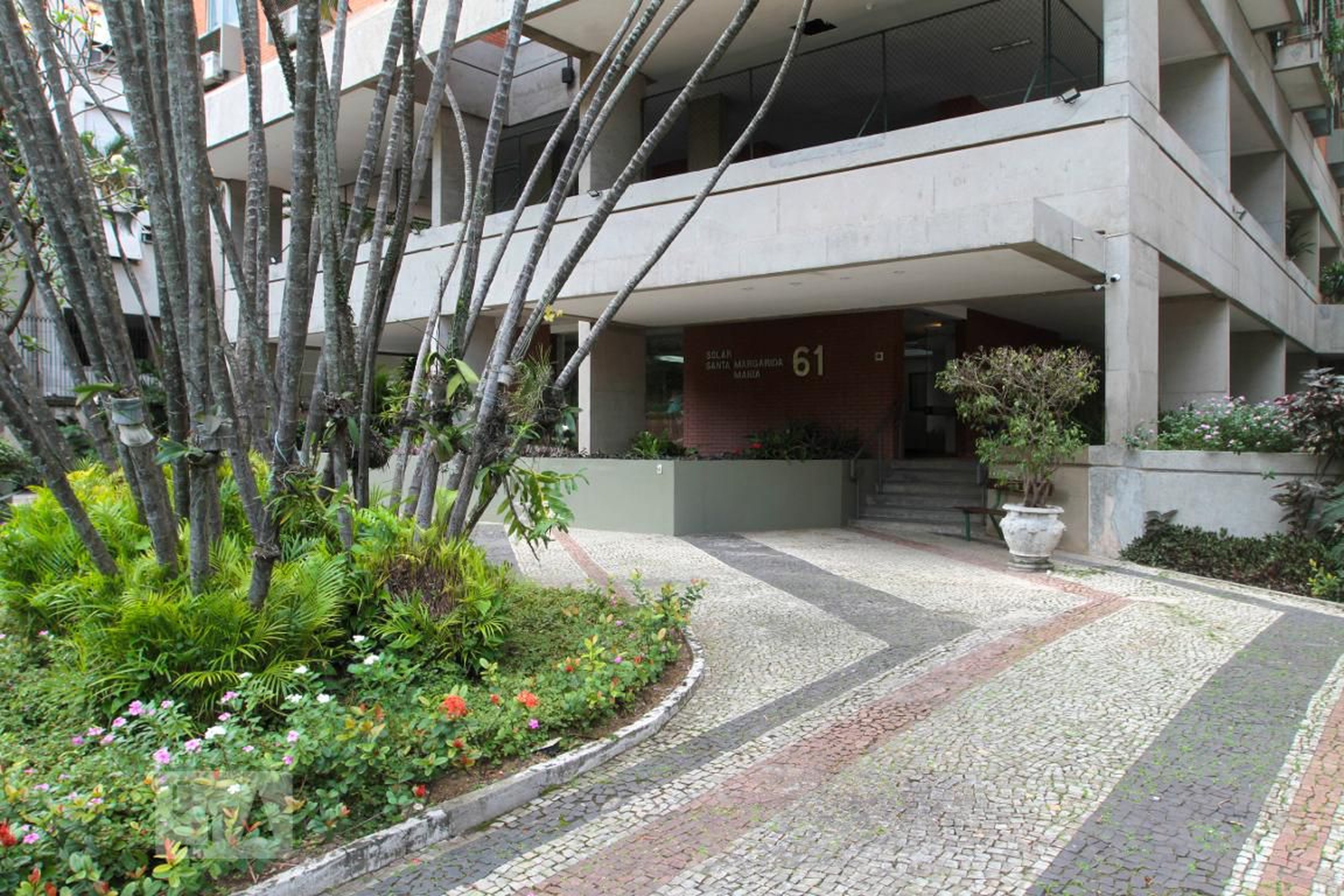 Entrada do Prédio - Solar Santa Margarida Maria