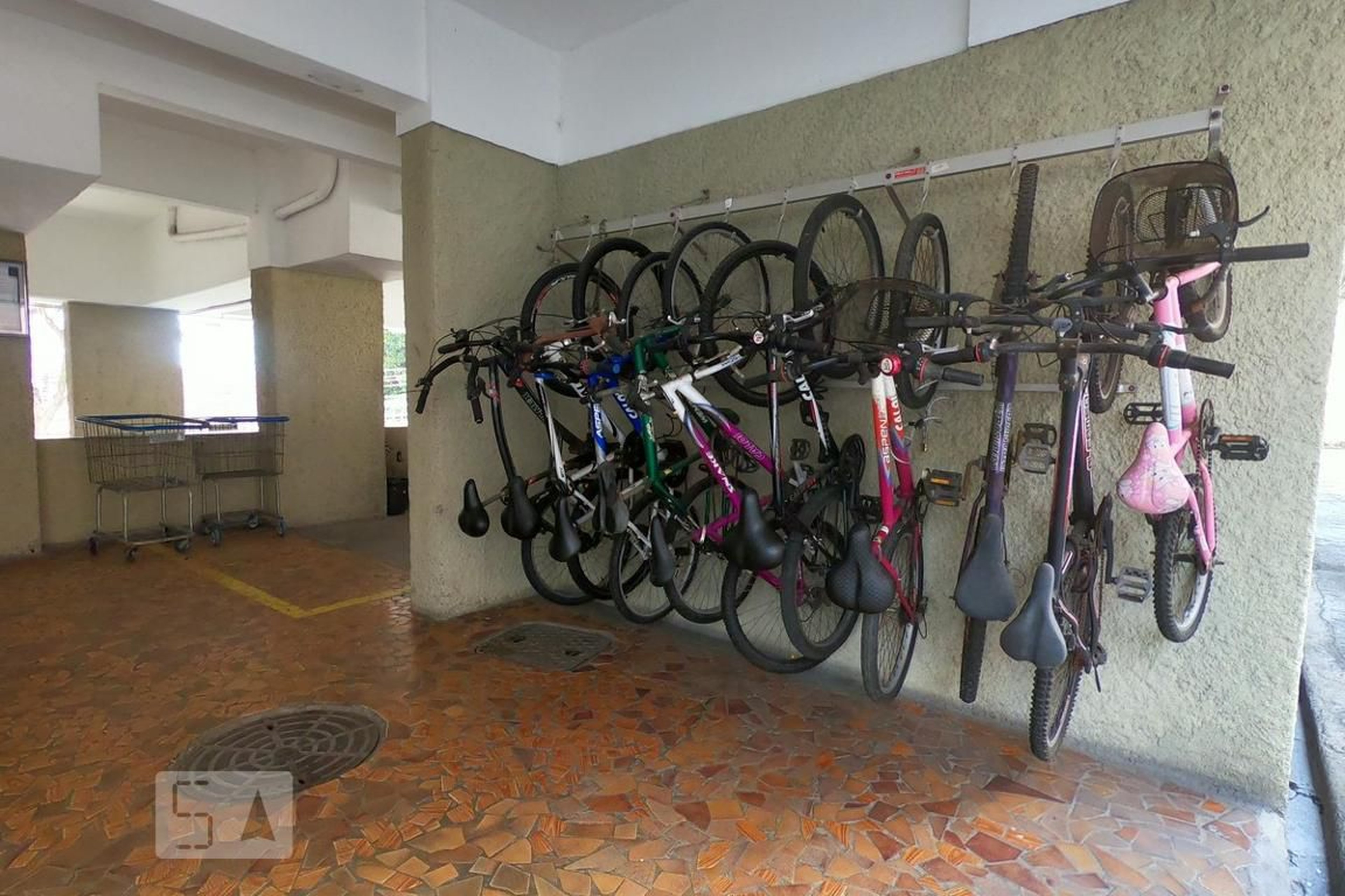 Bicicletario - Edifício Alferes Tiradentes