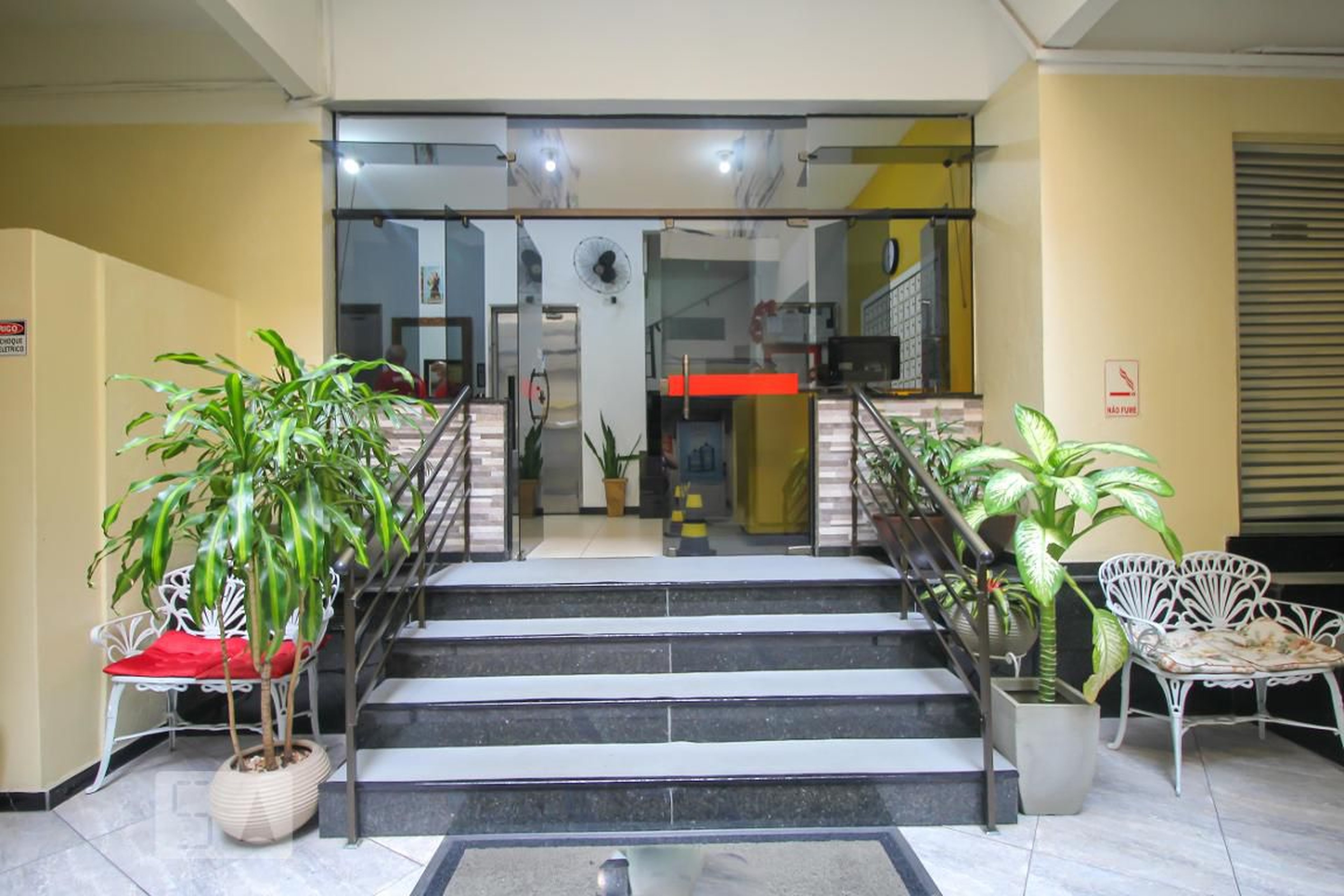 Entrada do Prédio - Edifício Palácio das Indústrias