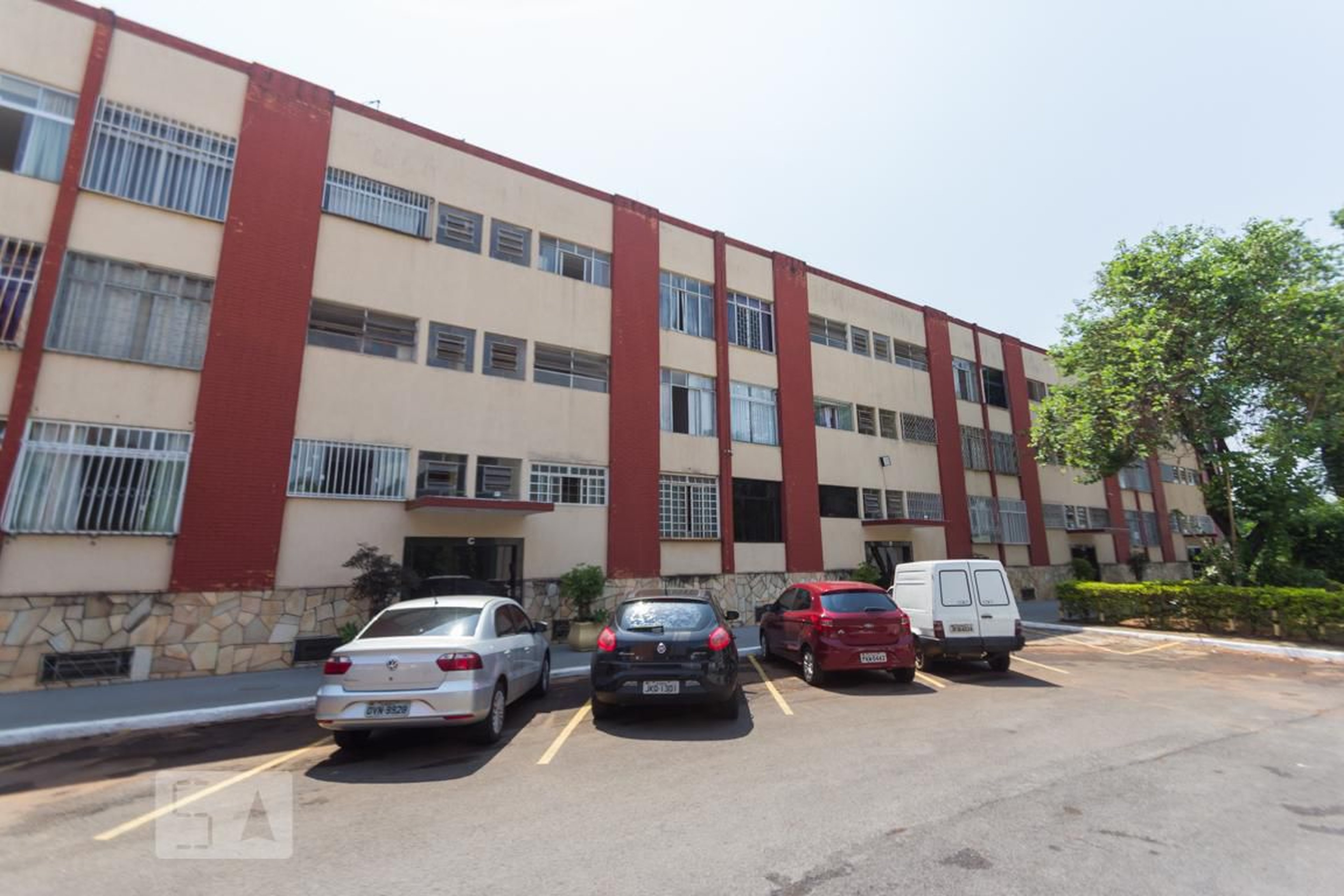 Fachada Condomínio em Sqs 409 Bloco S, Entrada E