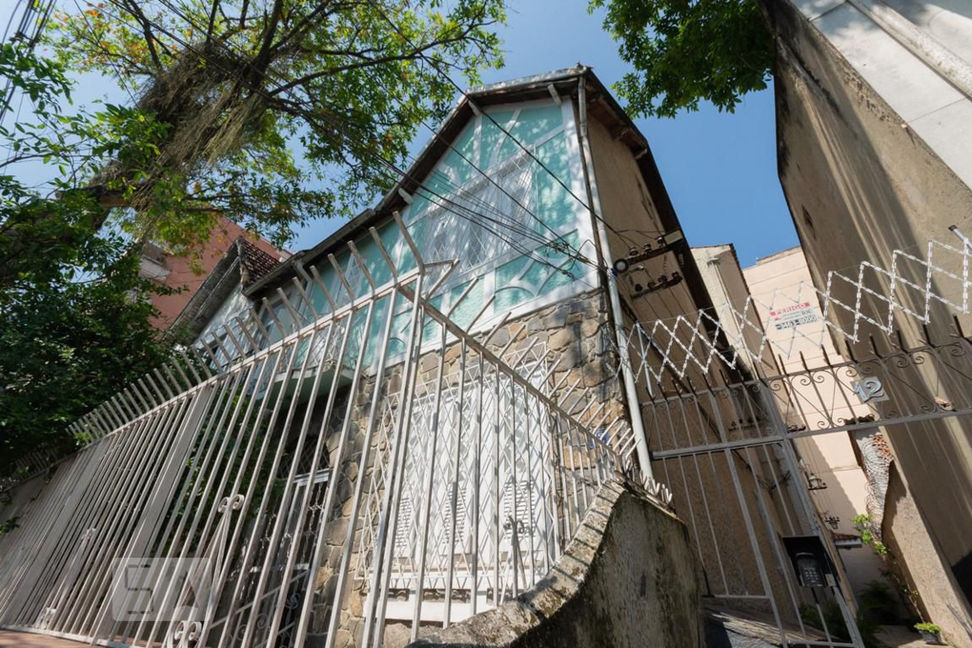 Fachada Condomínio em Rua Engenheiro Cavalcanti, 12