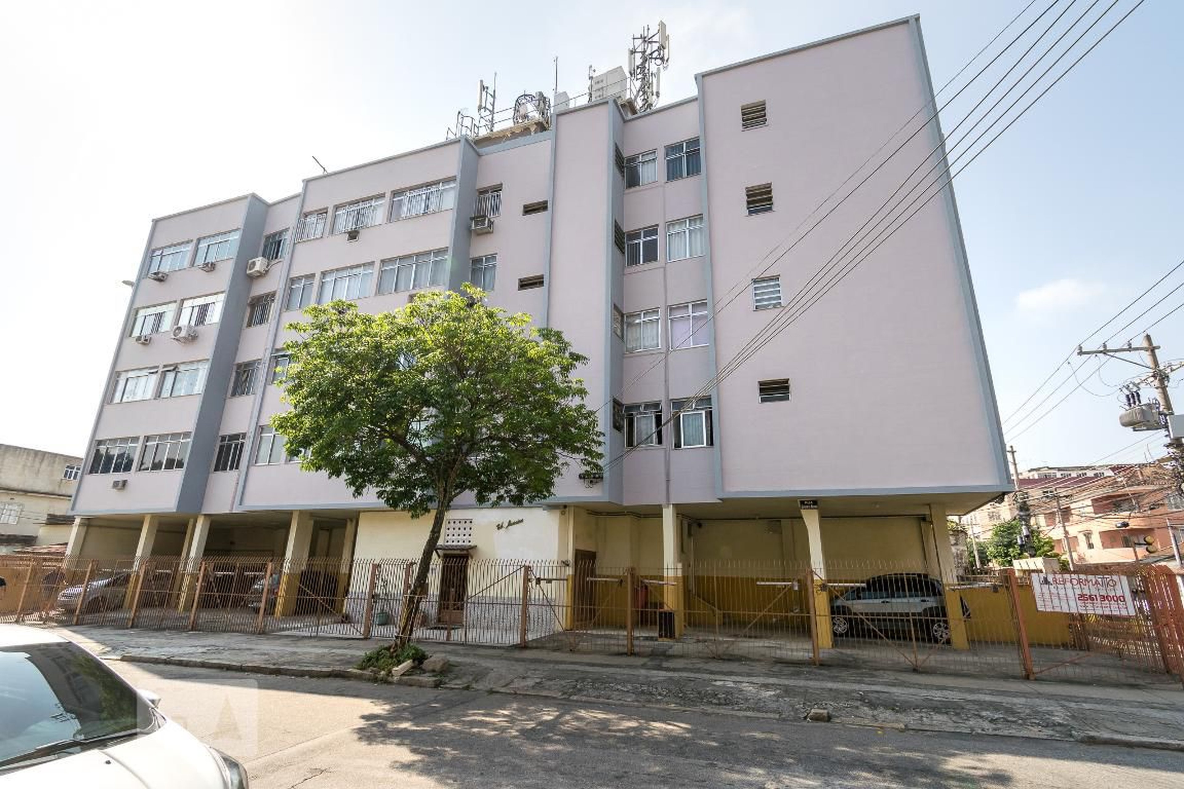 Fachada do Prédio Condomínio Cobd.Edifício Marcius