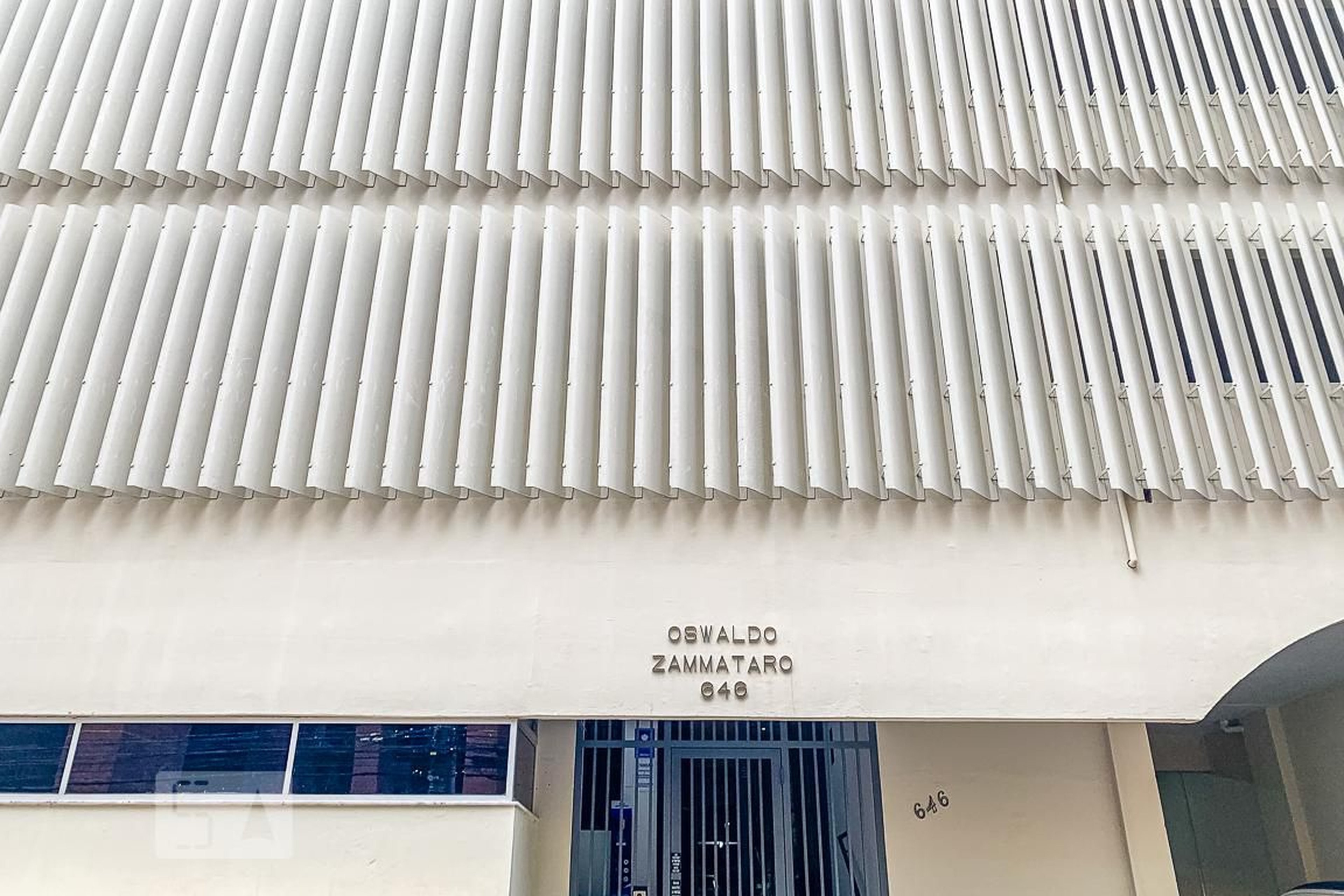 Fachada Condomínio em Rua Barão de Jaguara, 647