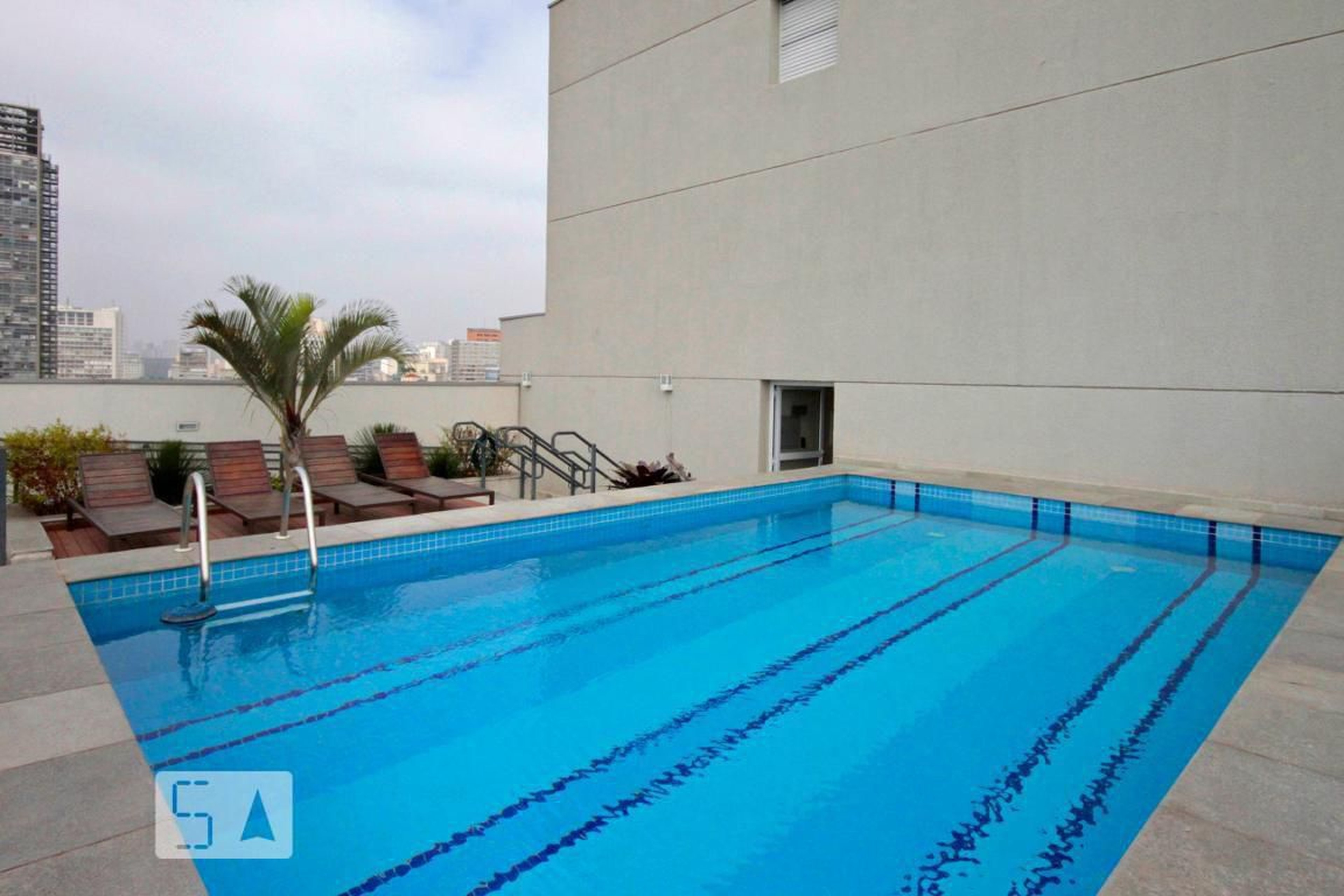 Piscina - SKY Paulicéia