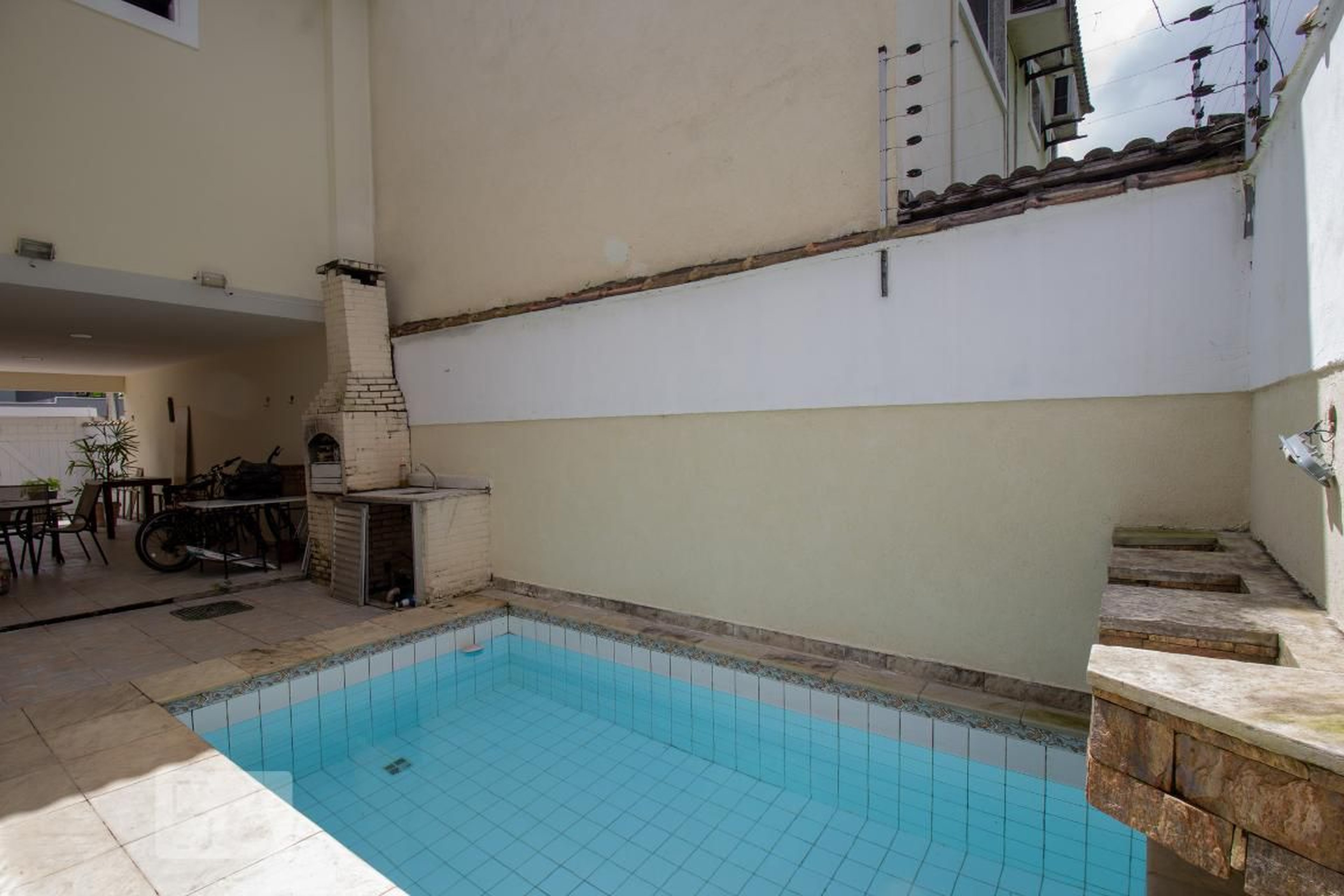 Piscina - Mont Serrat II