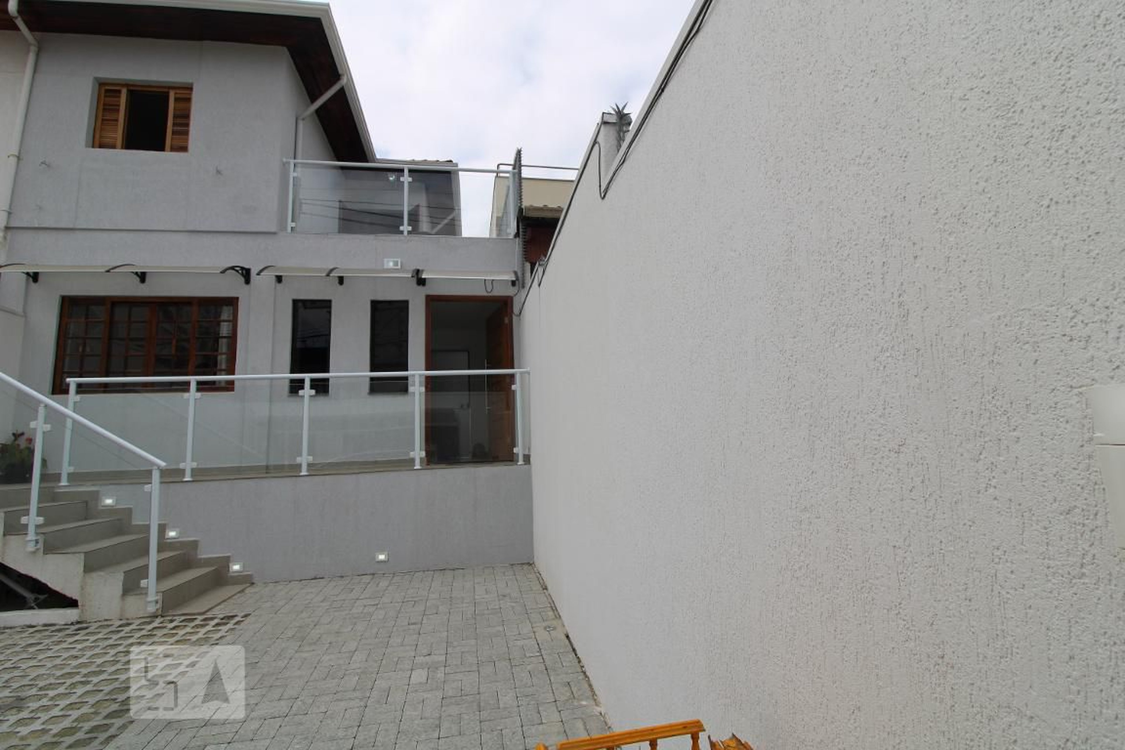 Fachada Condomínio em Rua Inácio Borba, 476