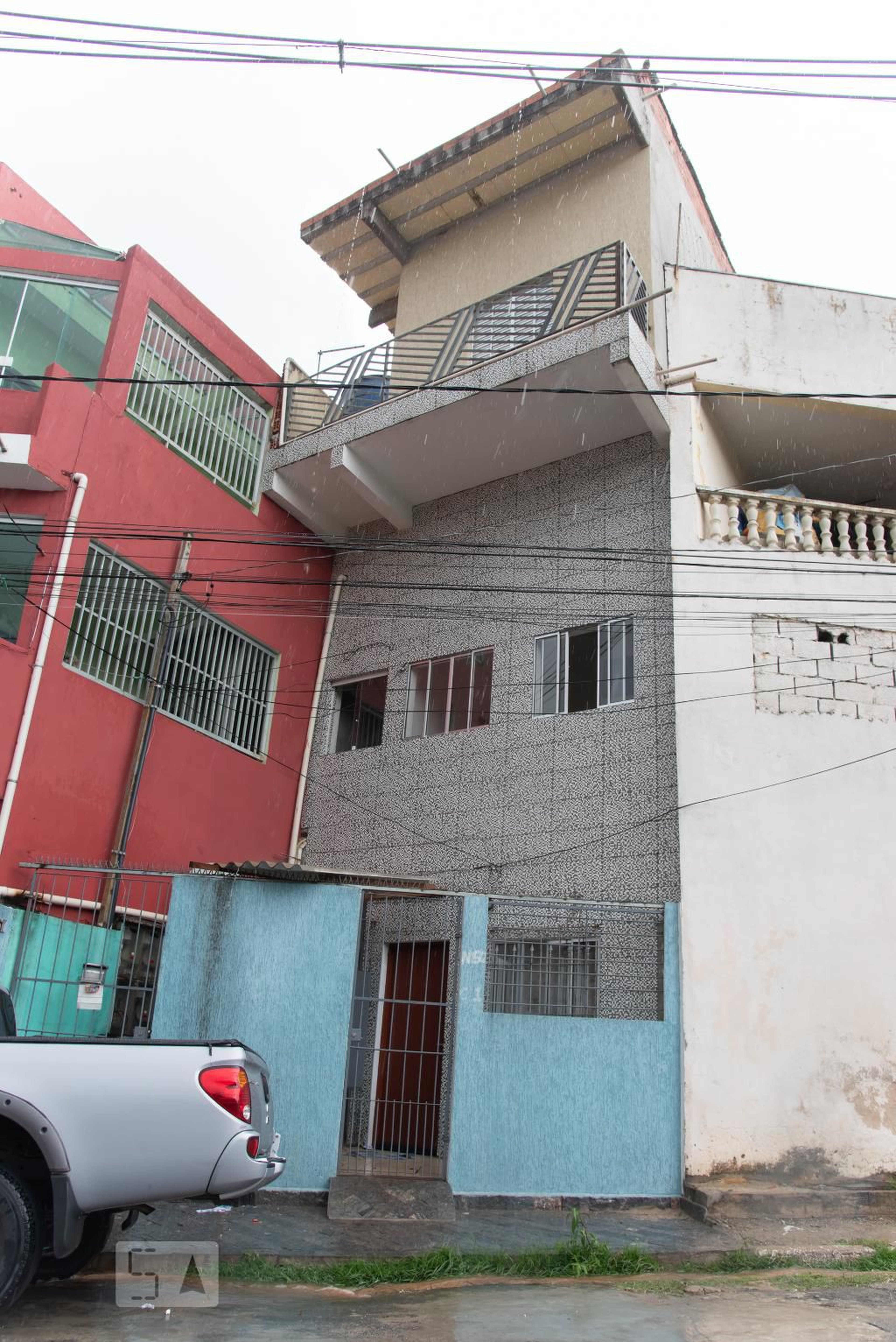 Fachada Condomínio em Rua Cangambá, 143