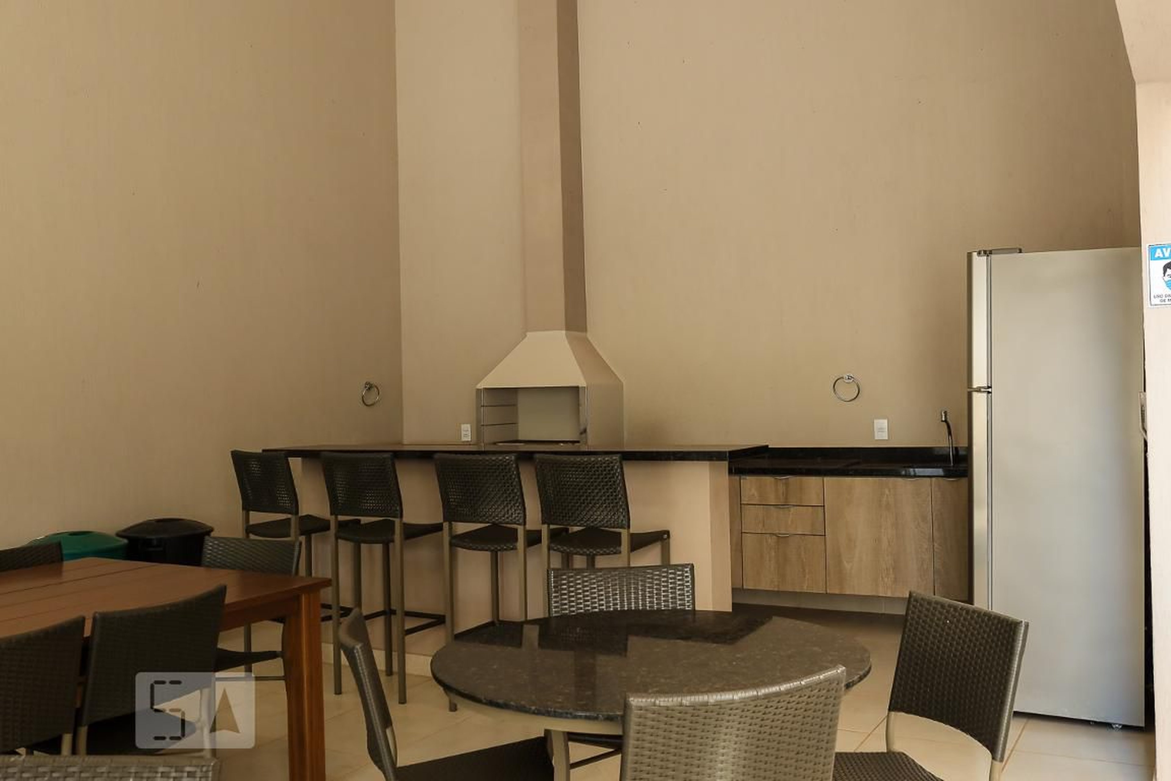 Churrasqueira - Emerald