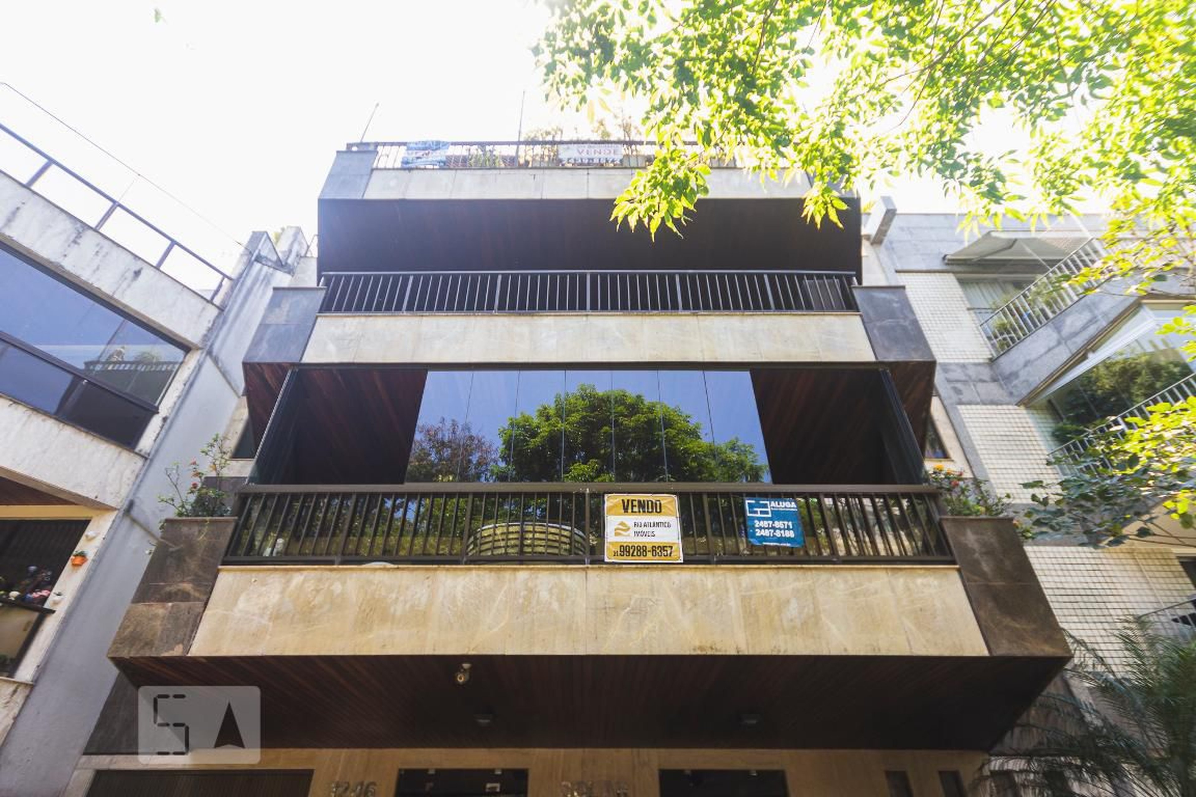 Fachada Condomínio em Avenida General Guedes da Fontoura, 1246