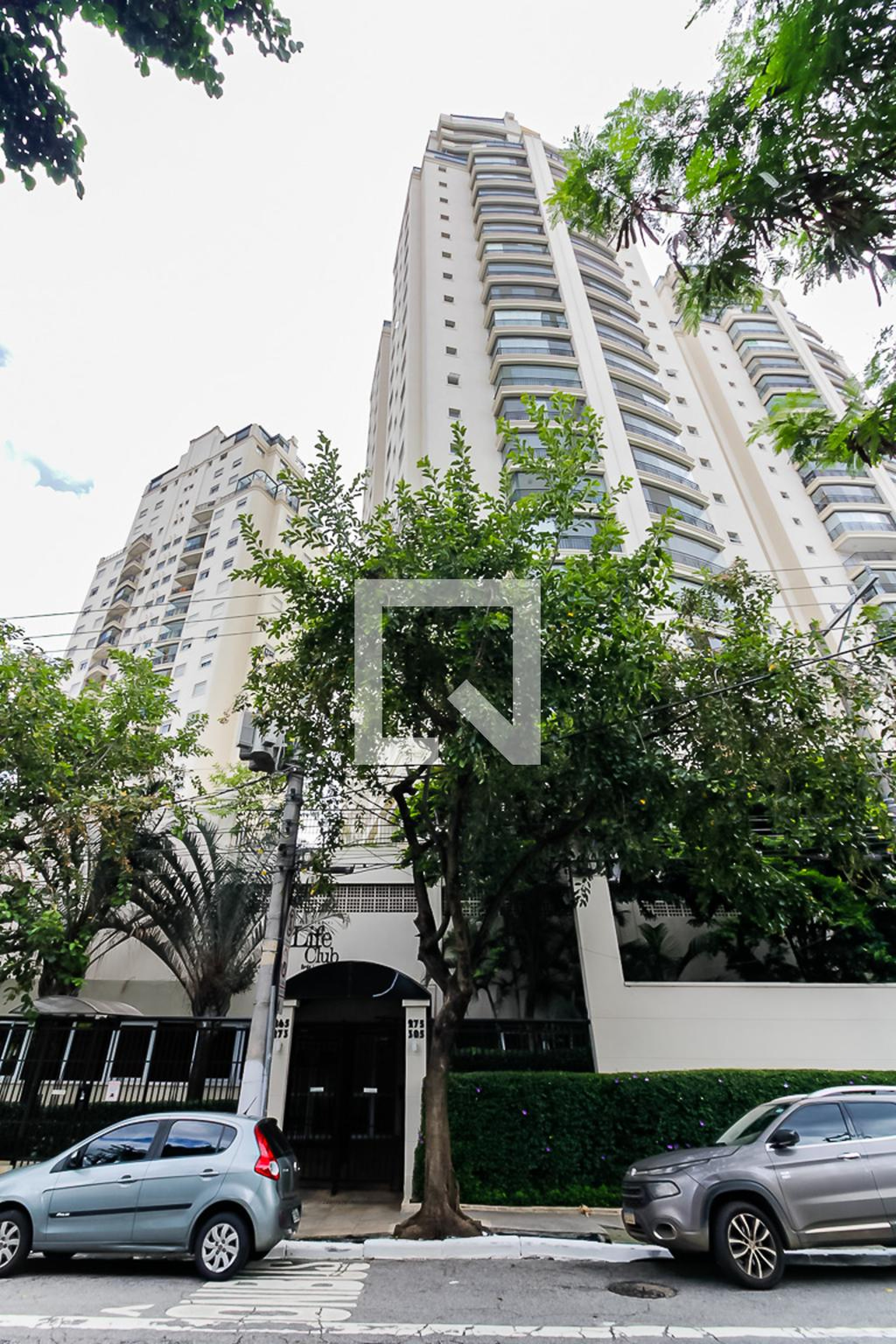 Fachada do Condomínio Condomínio Life Club