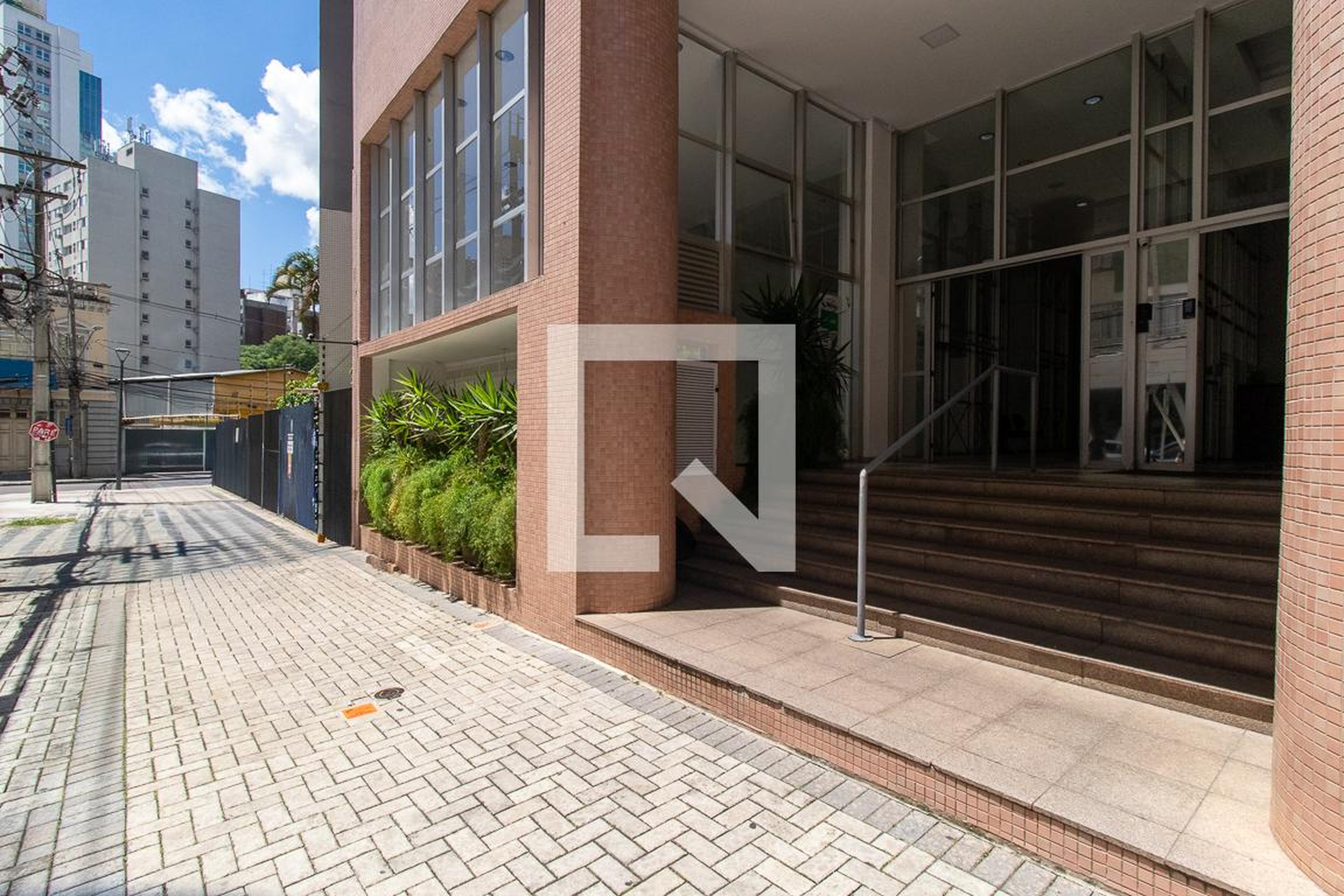 Fachada do Prédio Edifício Iramaya