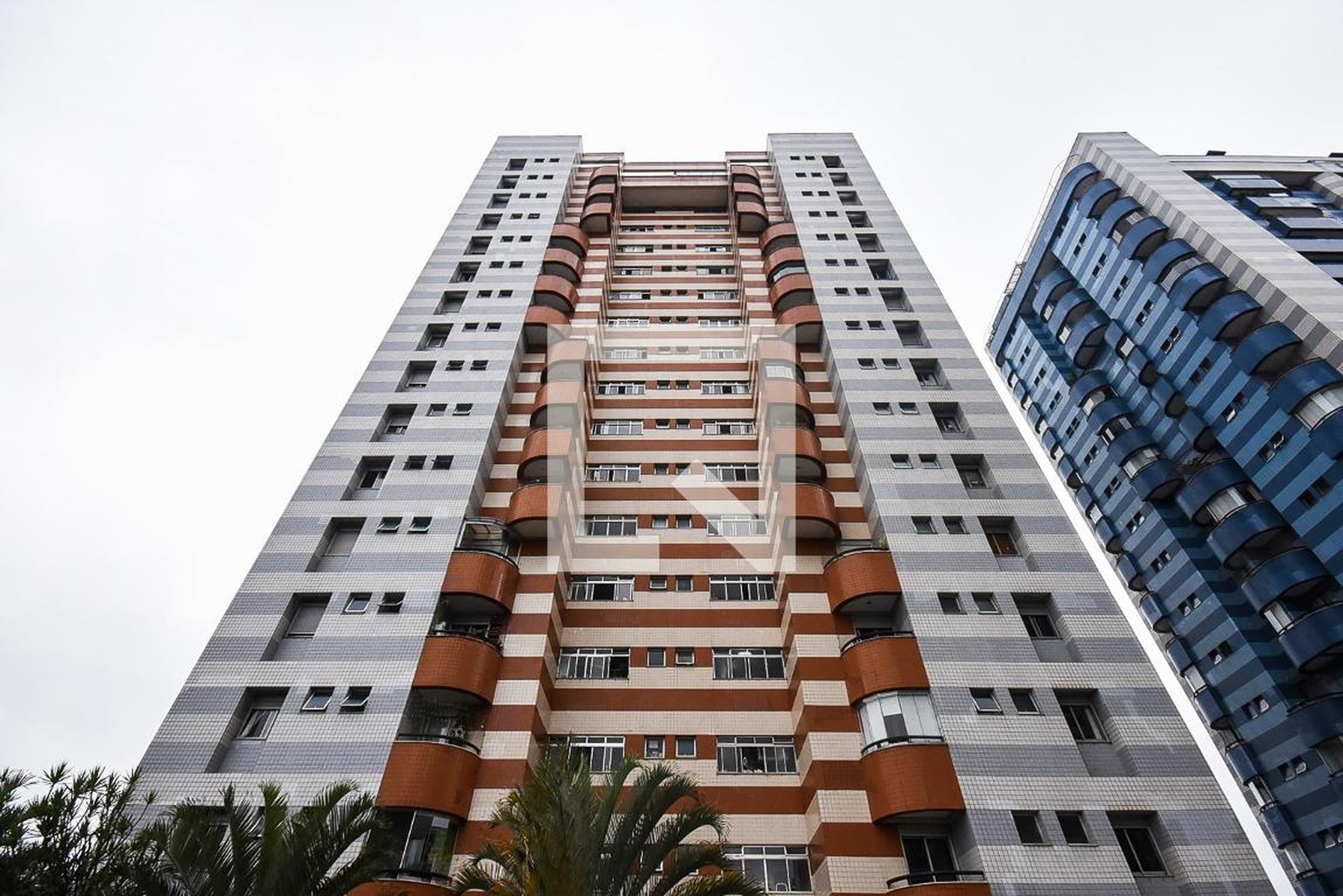 Fachada Condomínio em Rua Francisco Preto, 74