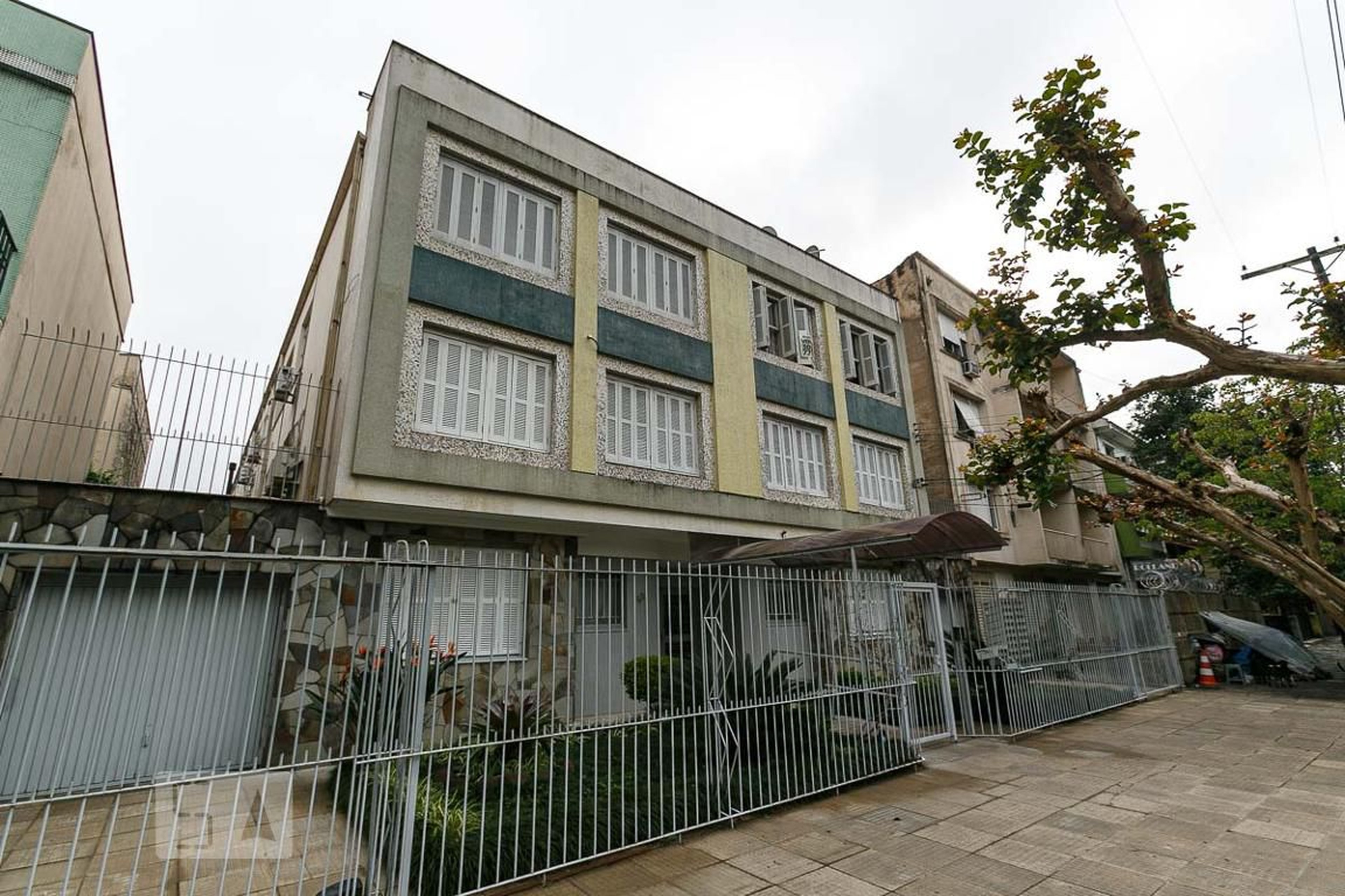 Fachada Condomínio em Rua Barão do Triunfo, 60