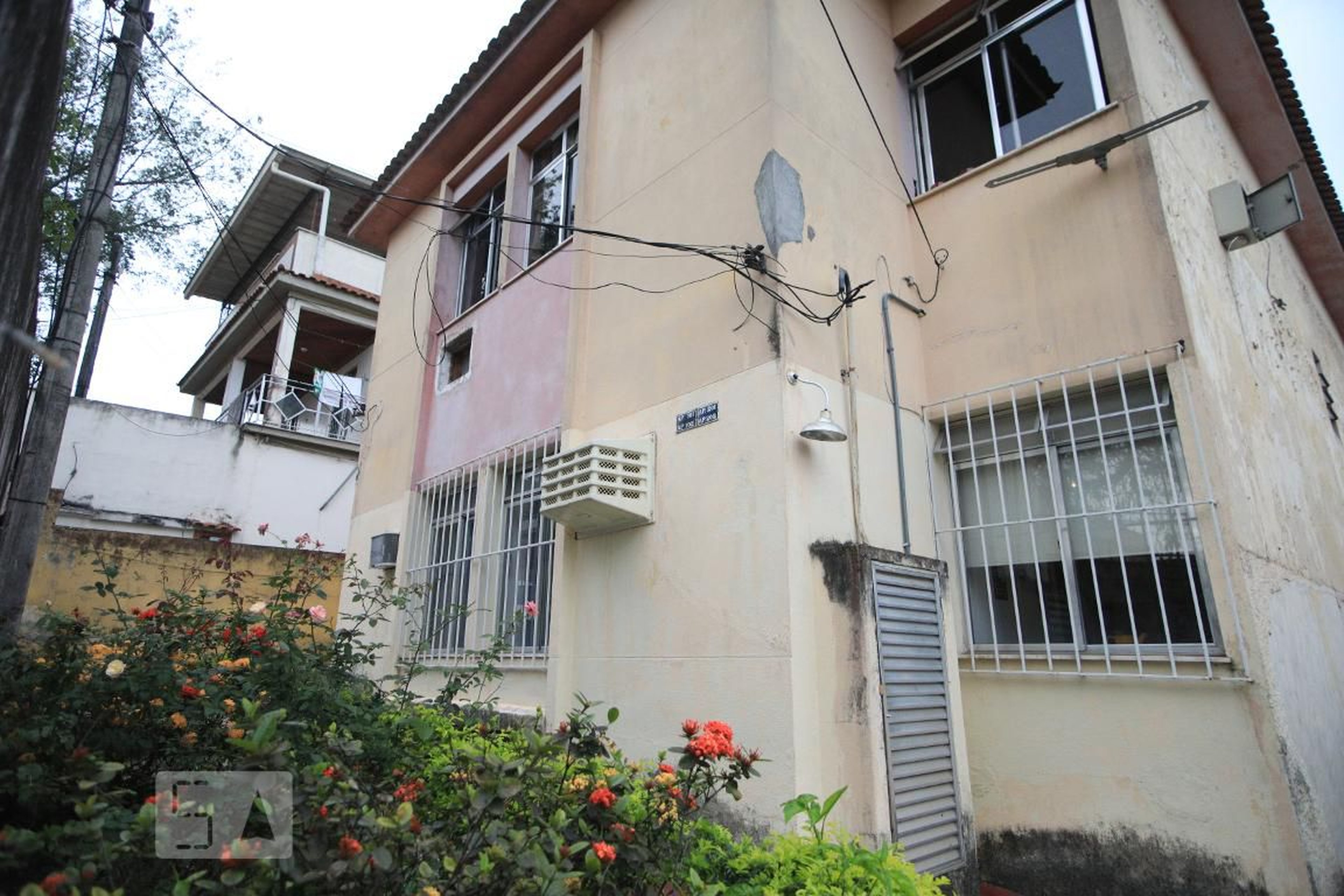 Fachada Condomínio em Rua Brigadeiro João Manuel, 134