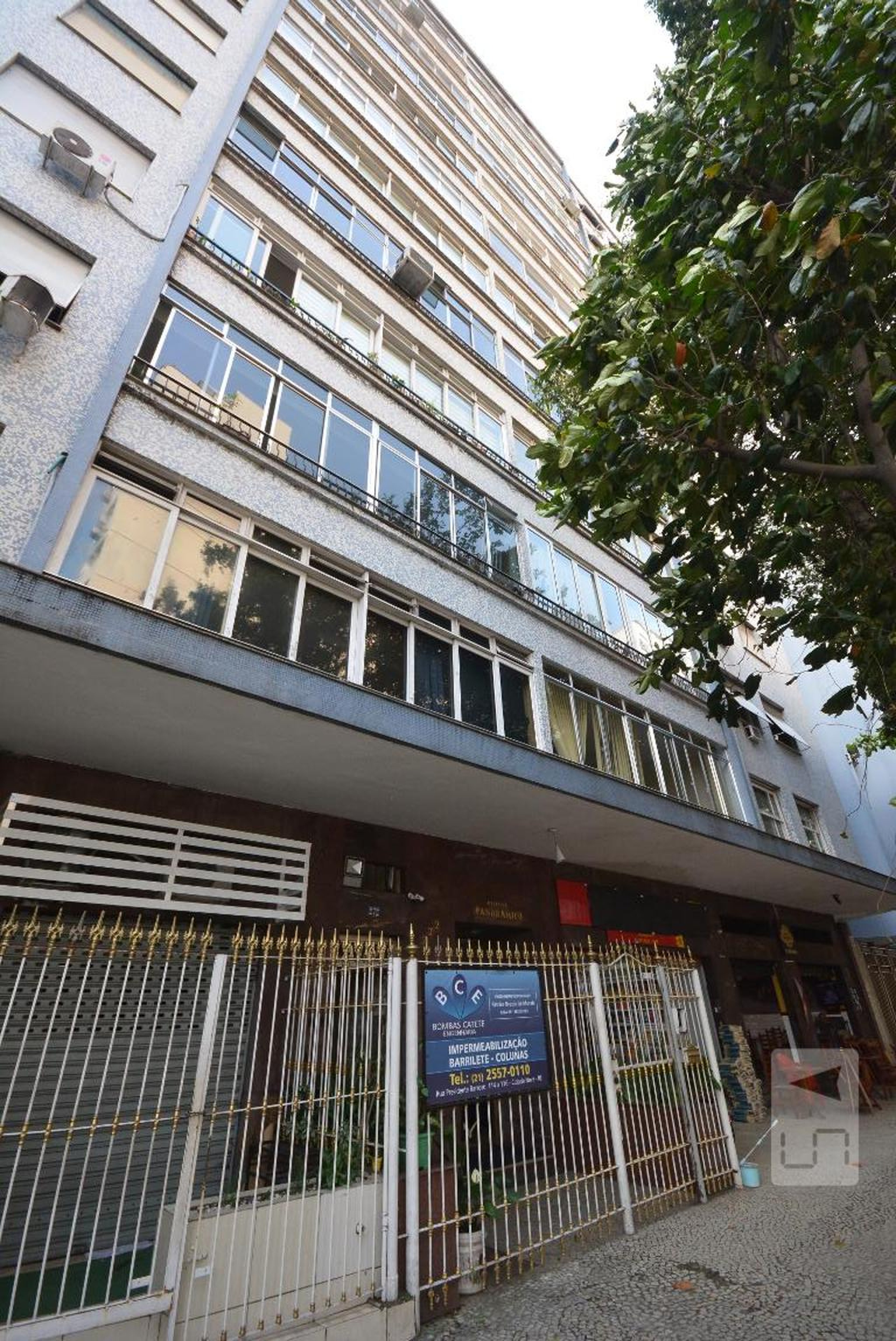 Fachada do Prédio Condomínio em Rua Senador Vergueiro, 272