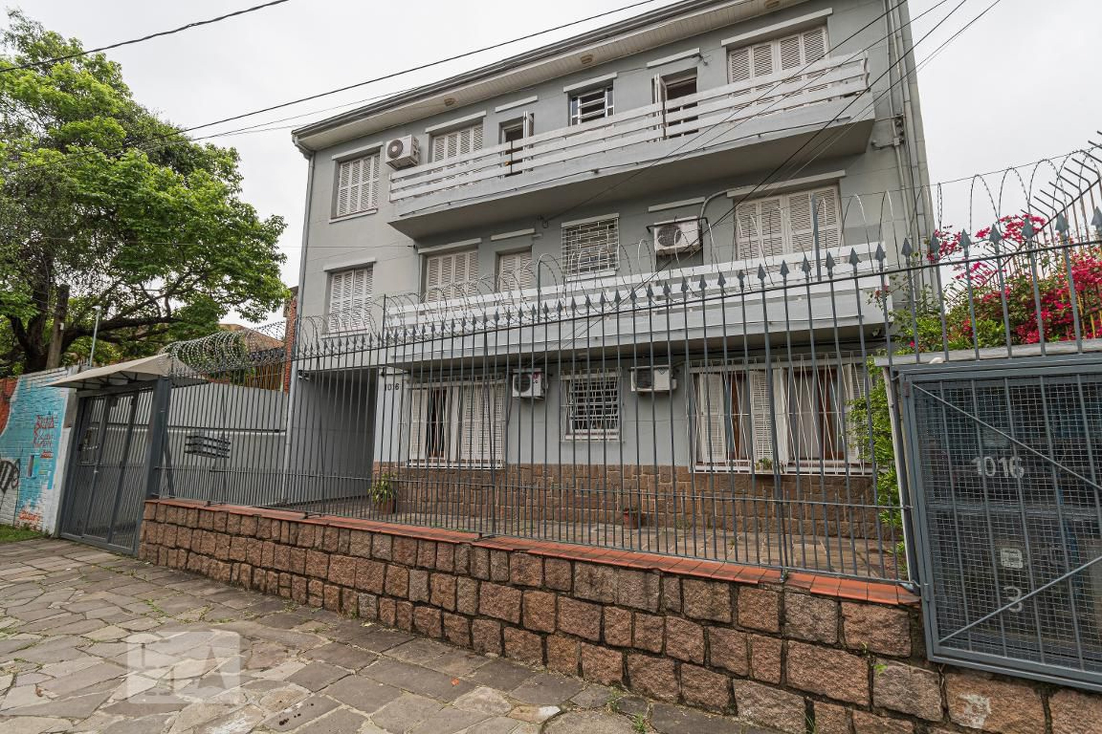 Fachada do Prédio Condomínio em Avenida São Paulo, 1016