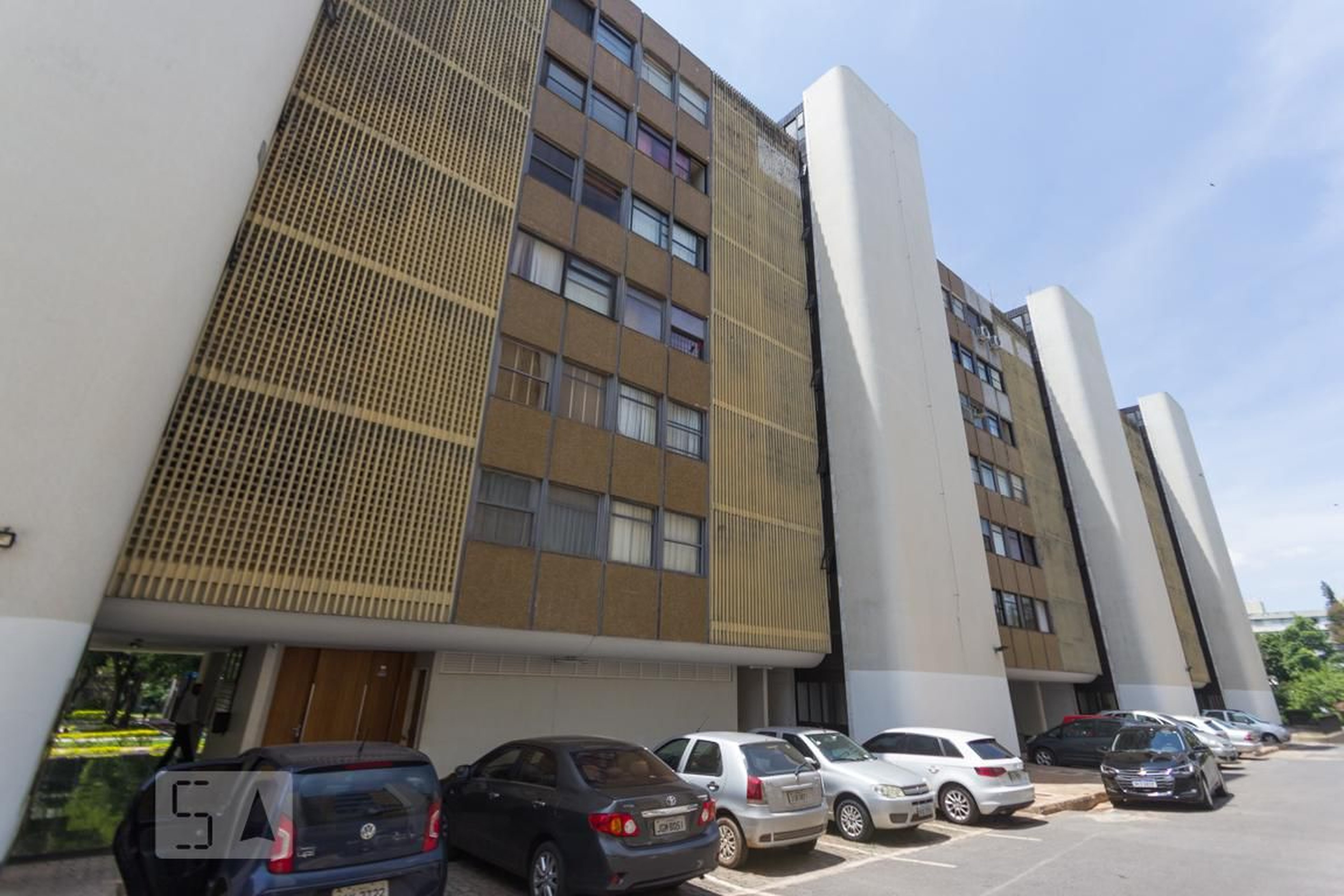 Fachada Condomínio em Sqs 303, Bloco C