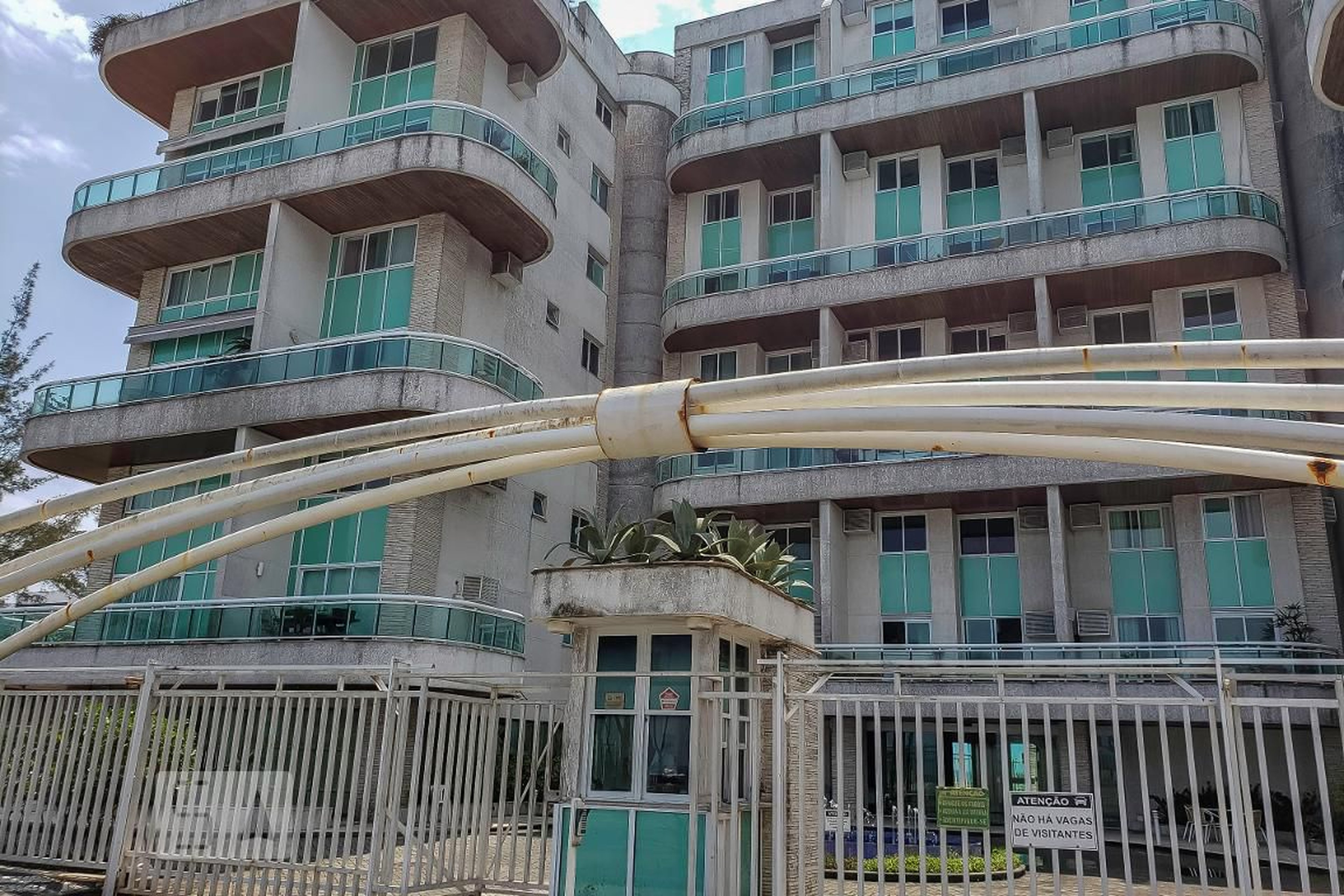 Fachada do Condomínio Condomínio Summer Time