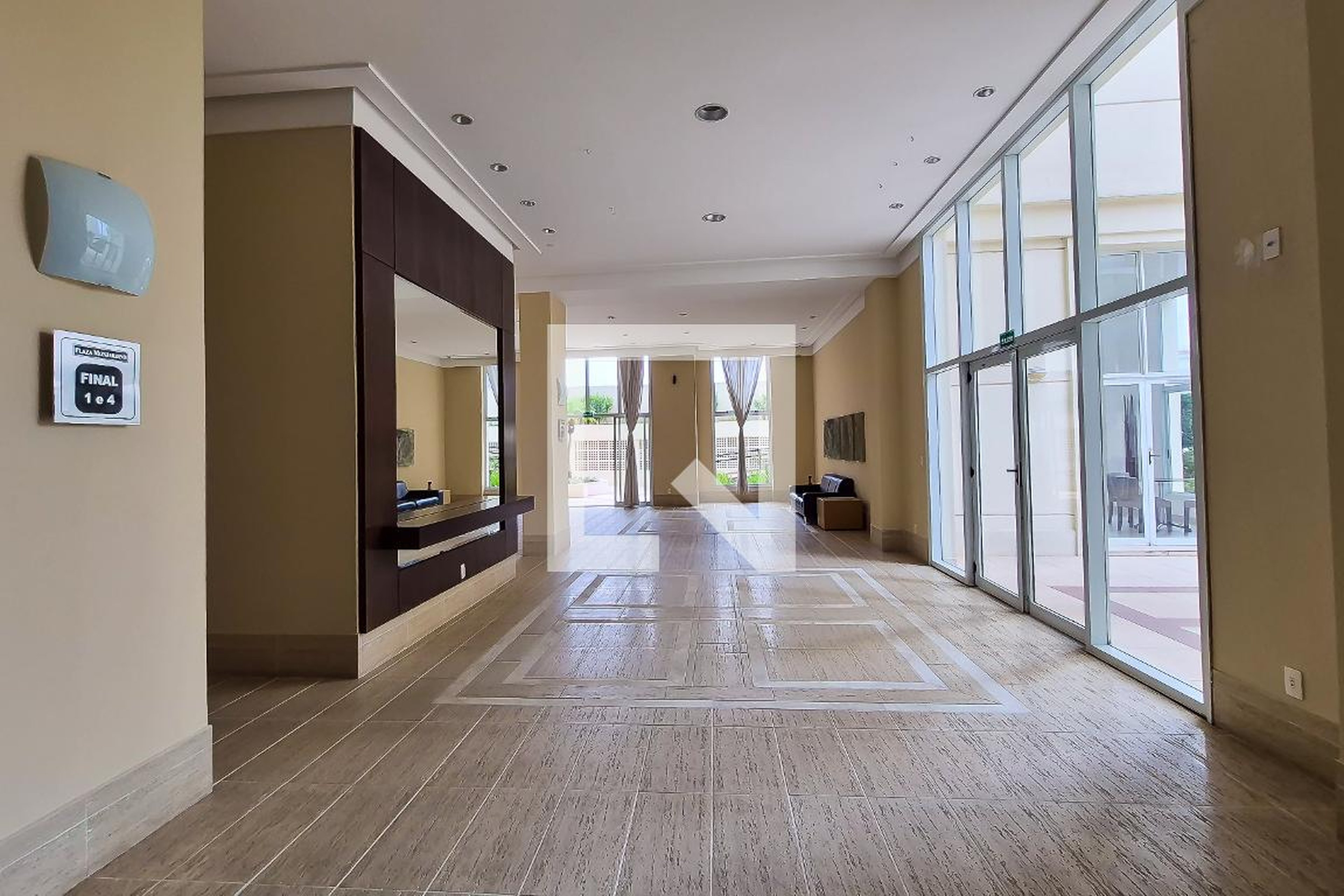 hall - Plaza Monjardino