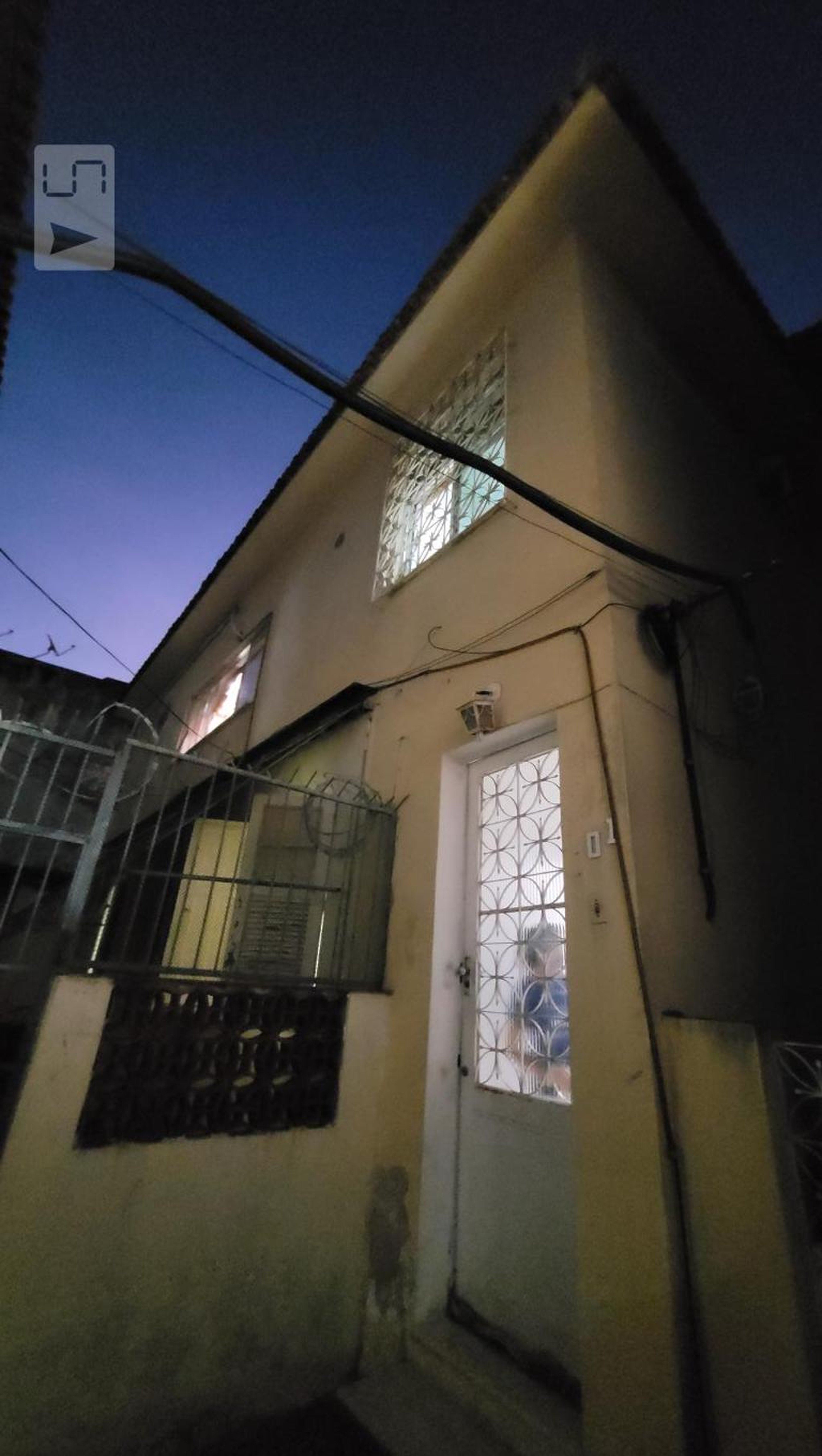 Fachada Condomínio em Rua Angélica Mota, 468