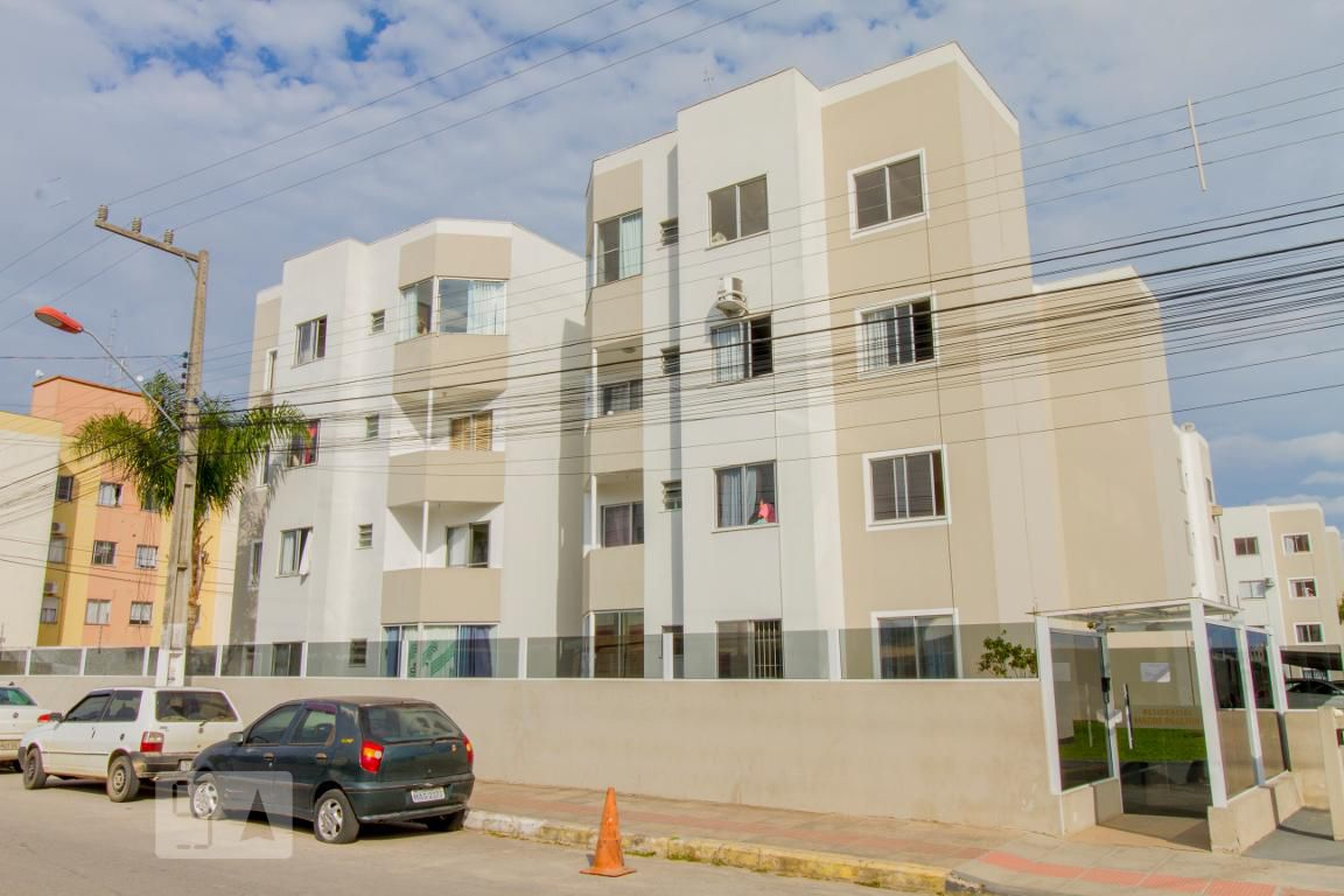 Fachada do Condomínio Residencial Madre Paulina 1