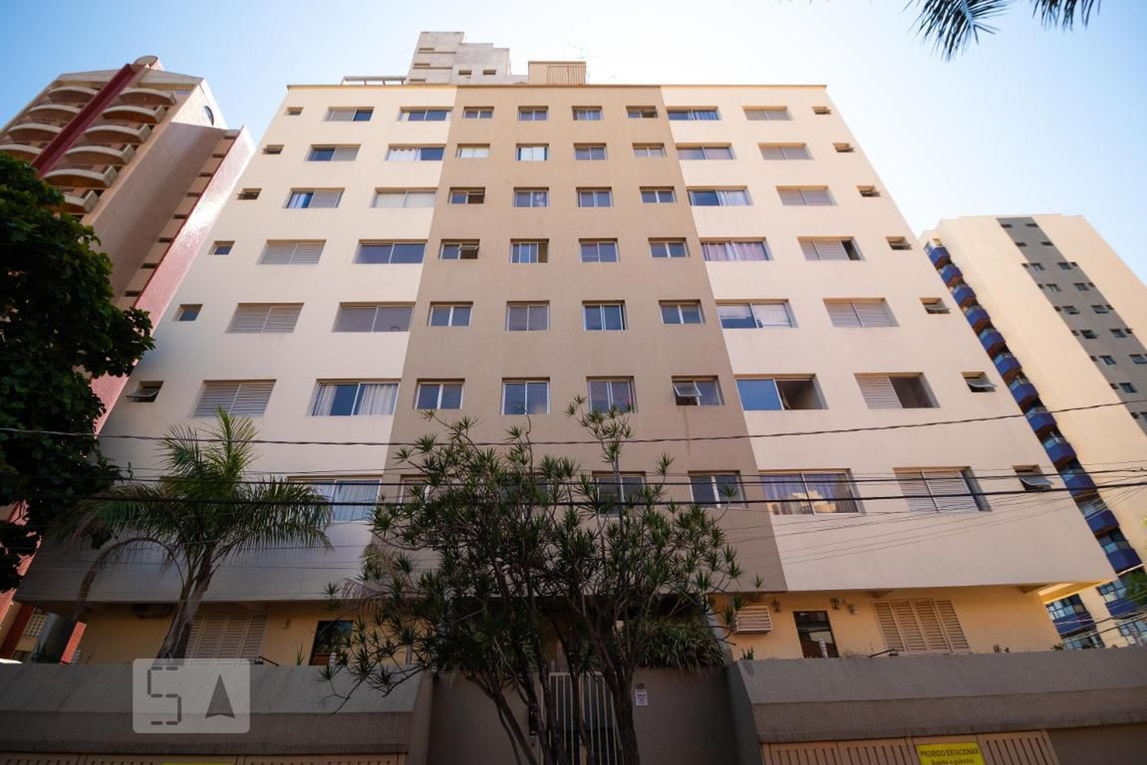 Fachada Condomínio em Rua São Pedro, 16