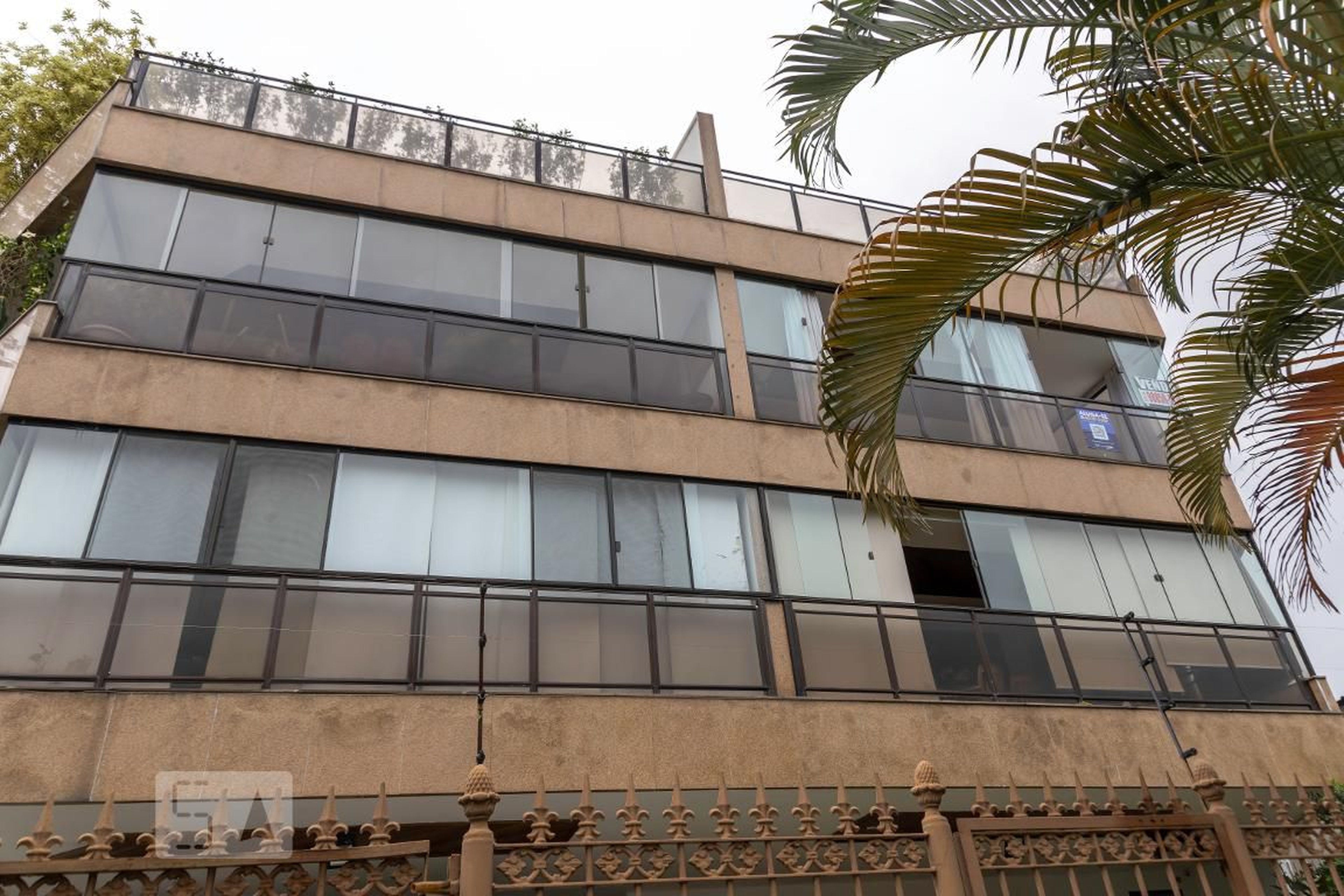 Fachada Edifício Skunas