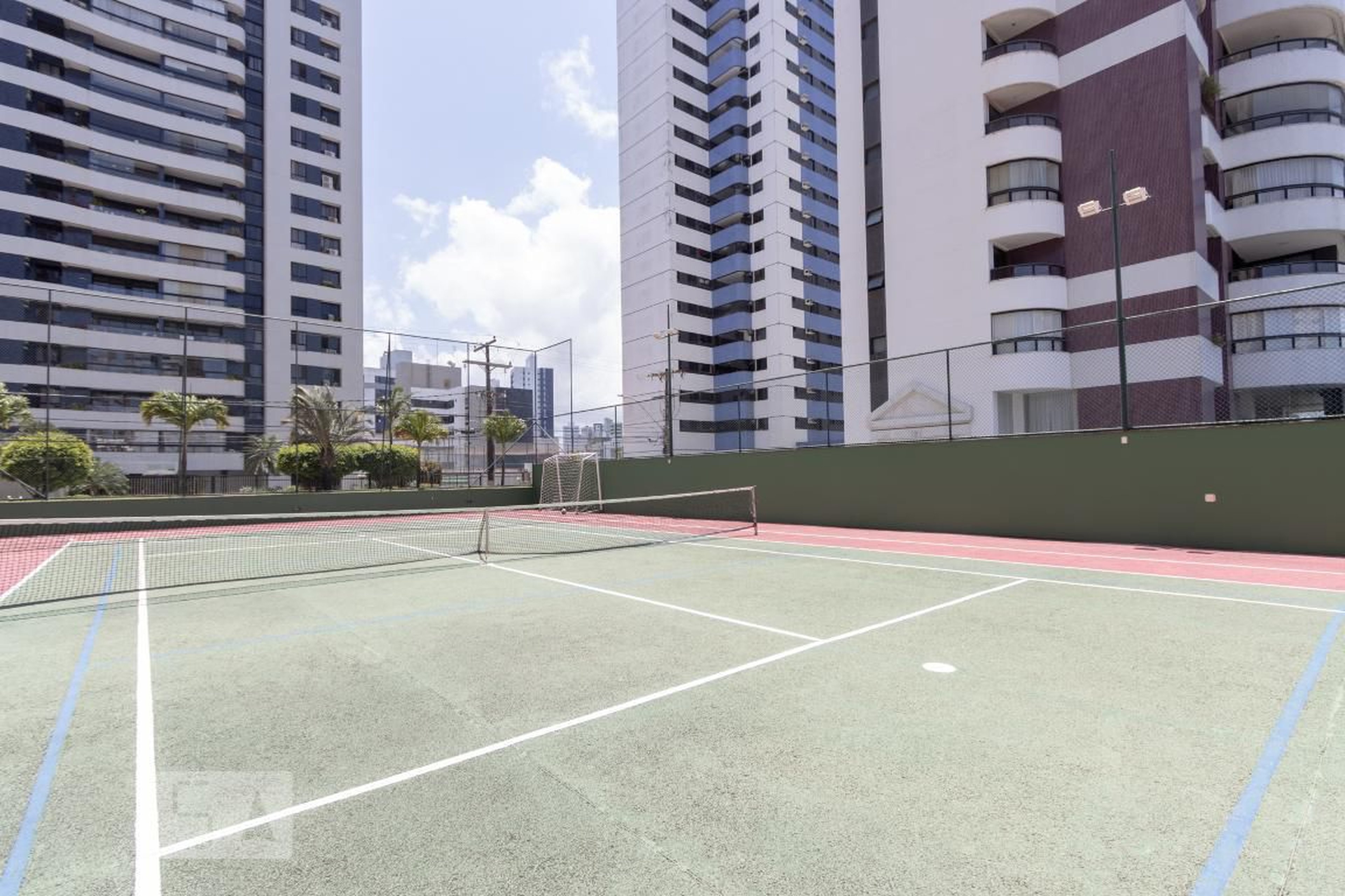 Quadra Esportiva - Príncipe de Luxemburgo