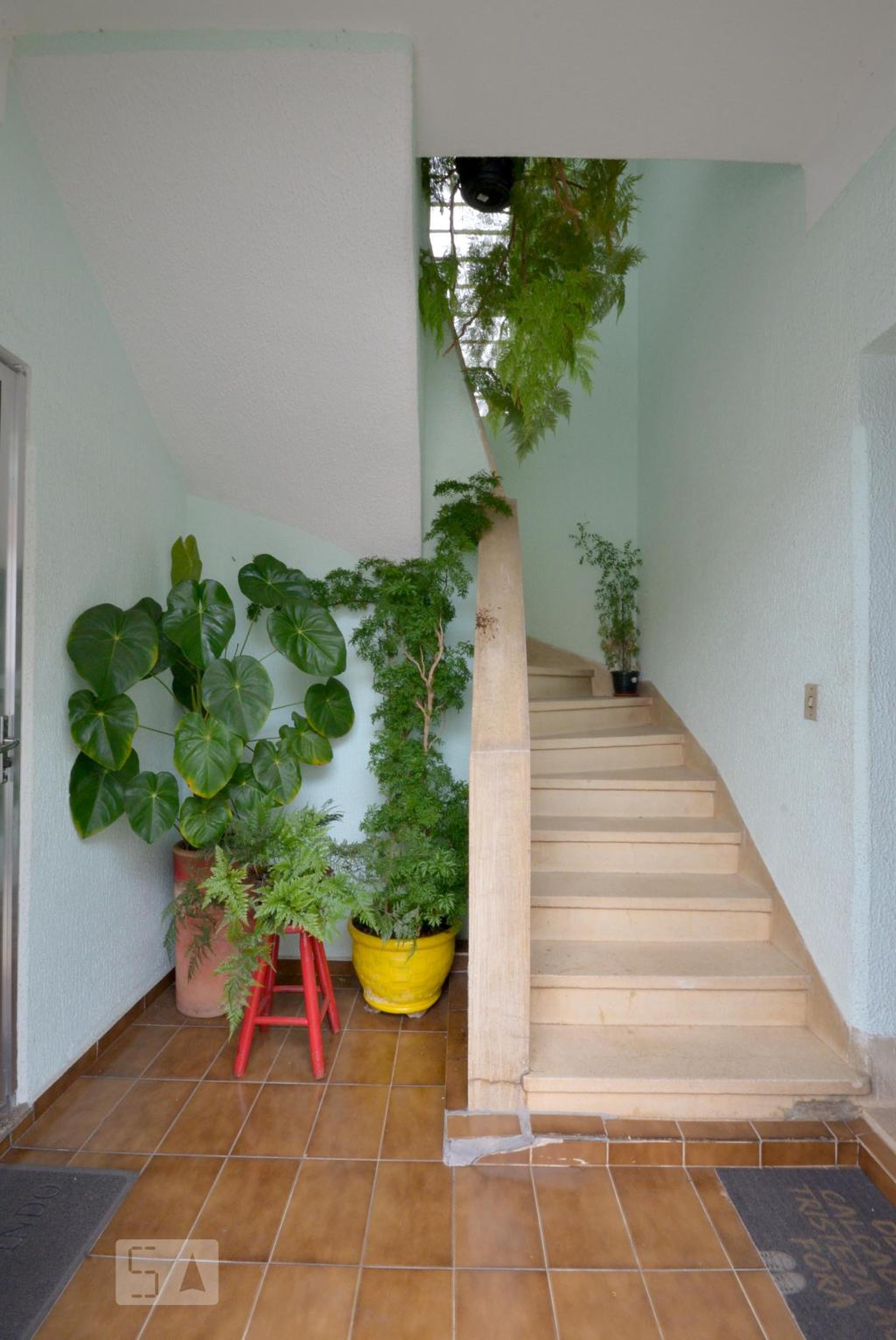 Hall - null
