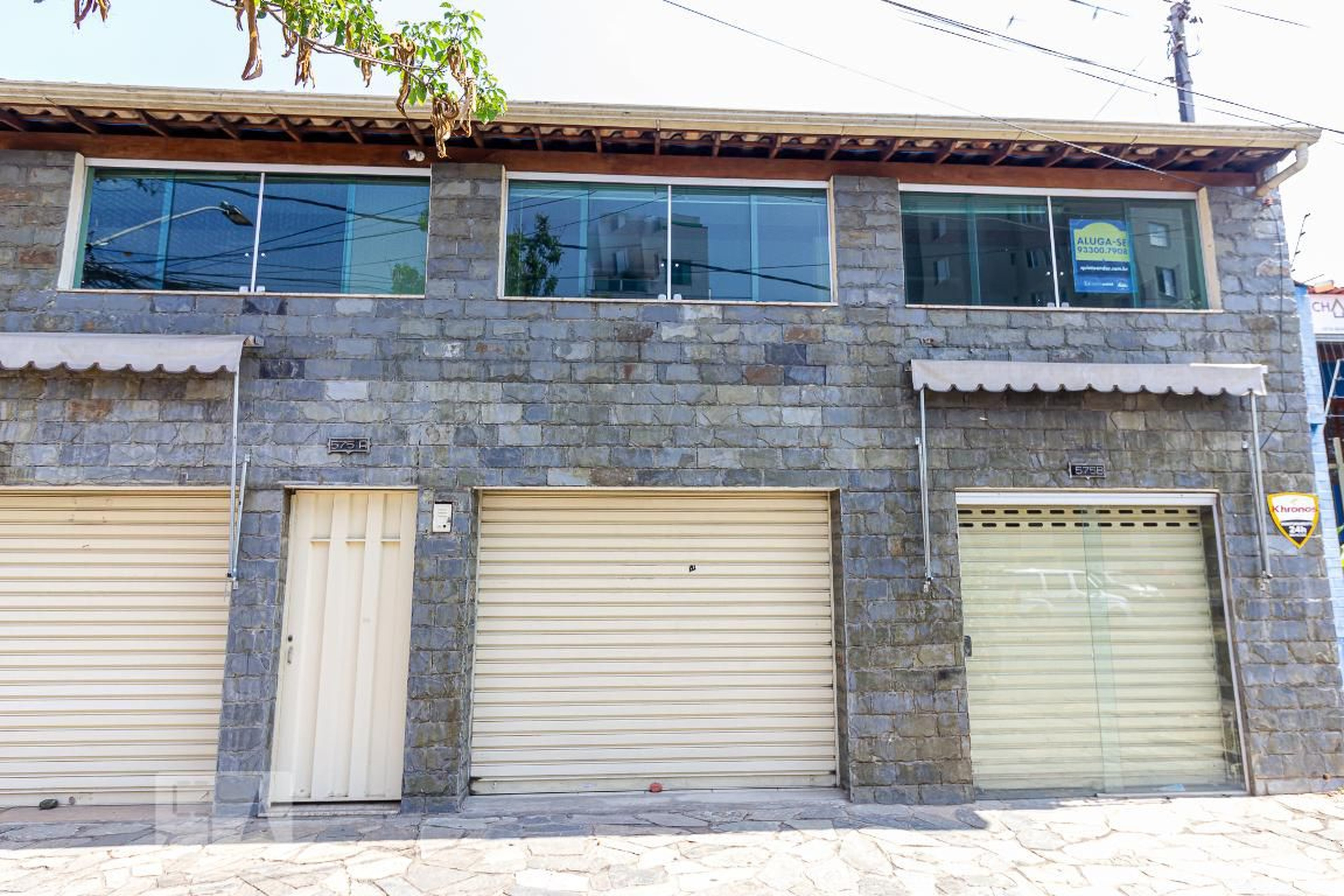 Fachada Condomínio em Avenida dos Engenheiros, 575