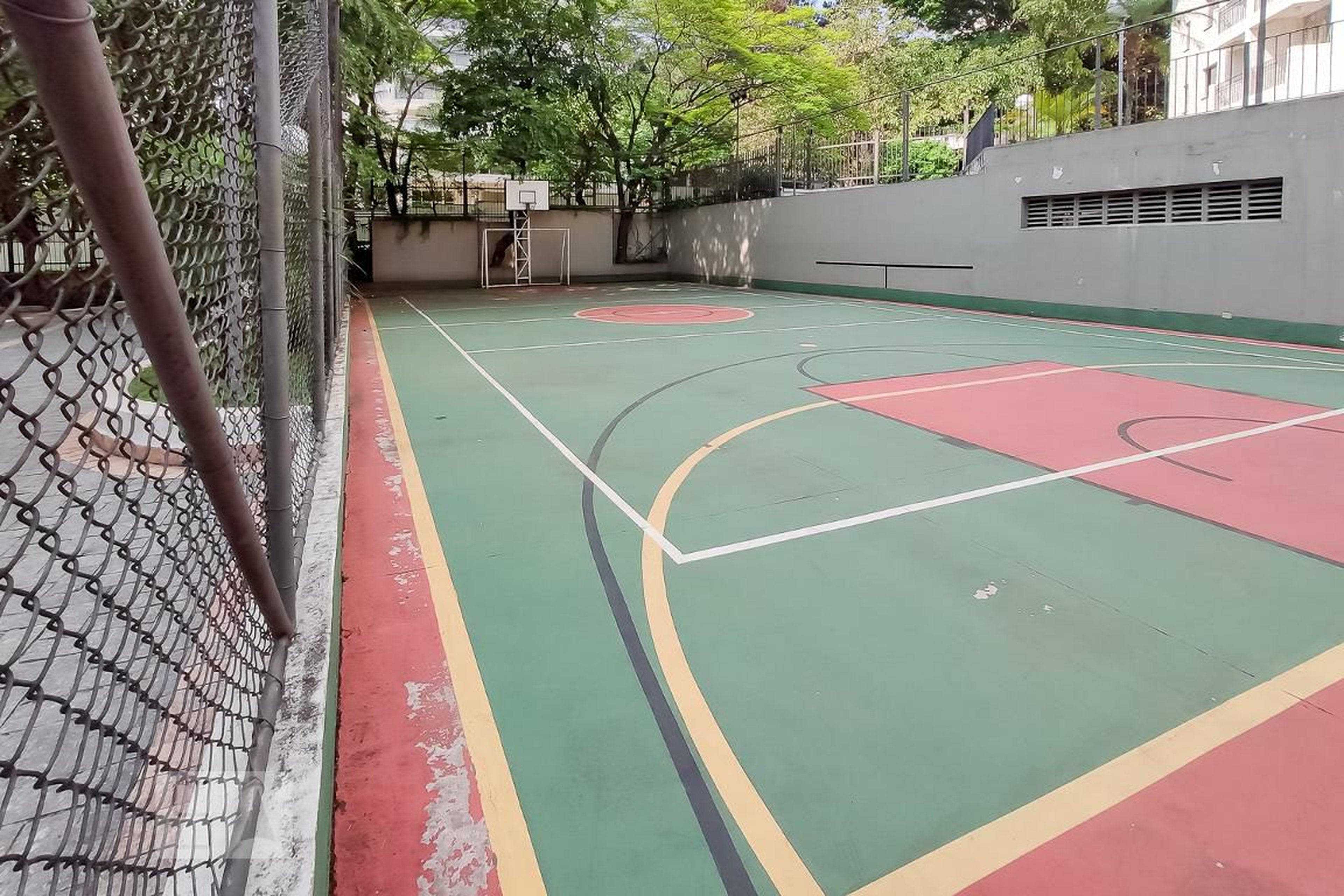 Quadra Poliesportiva - Edifício Ouro Preto