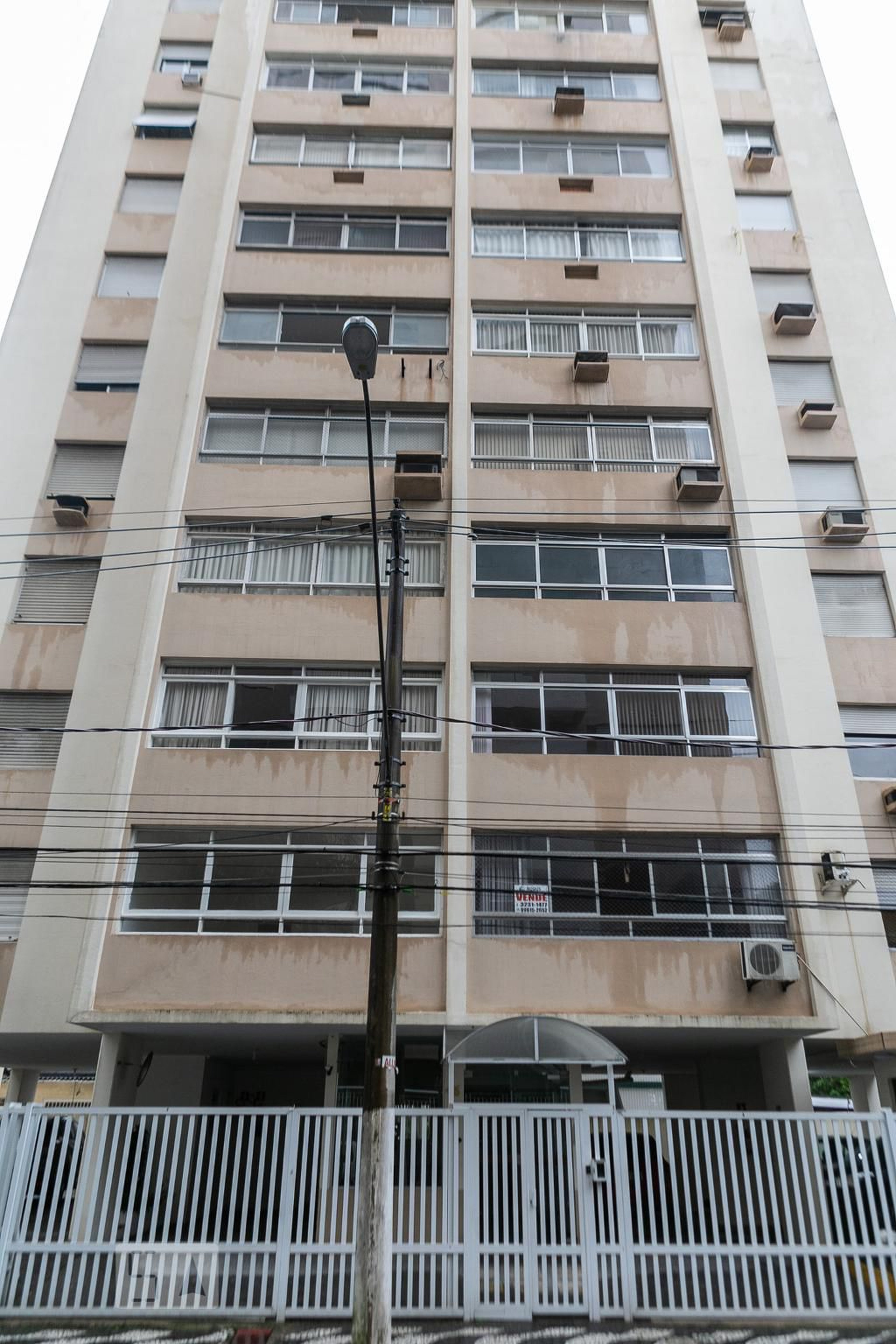 Fachada Condomínio em Rua Frederico Ozanam, 45