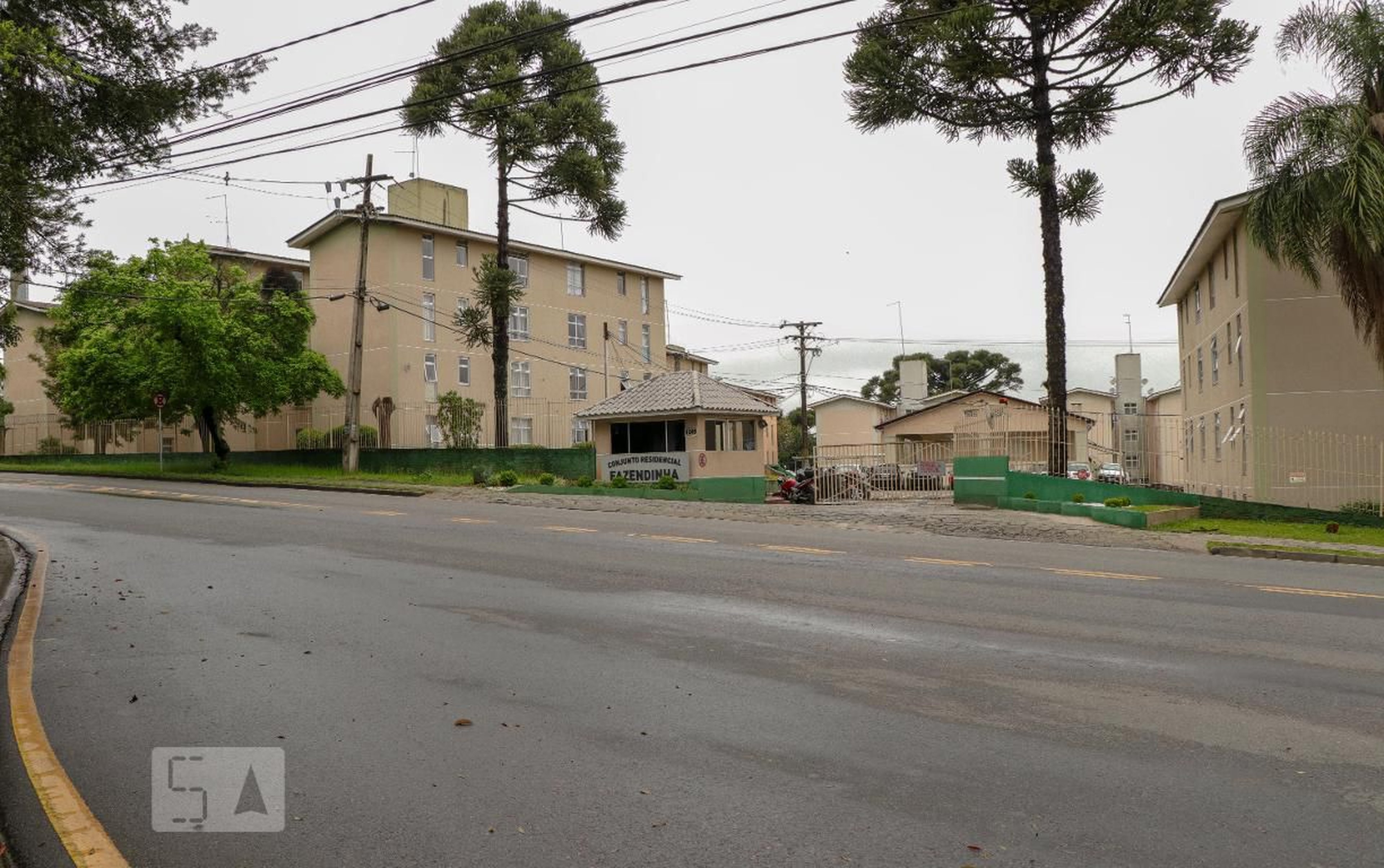 Fachada Condomínio em Rua Carlos Klemtz, 1433