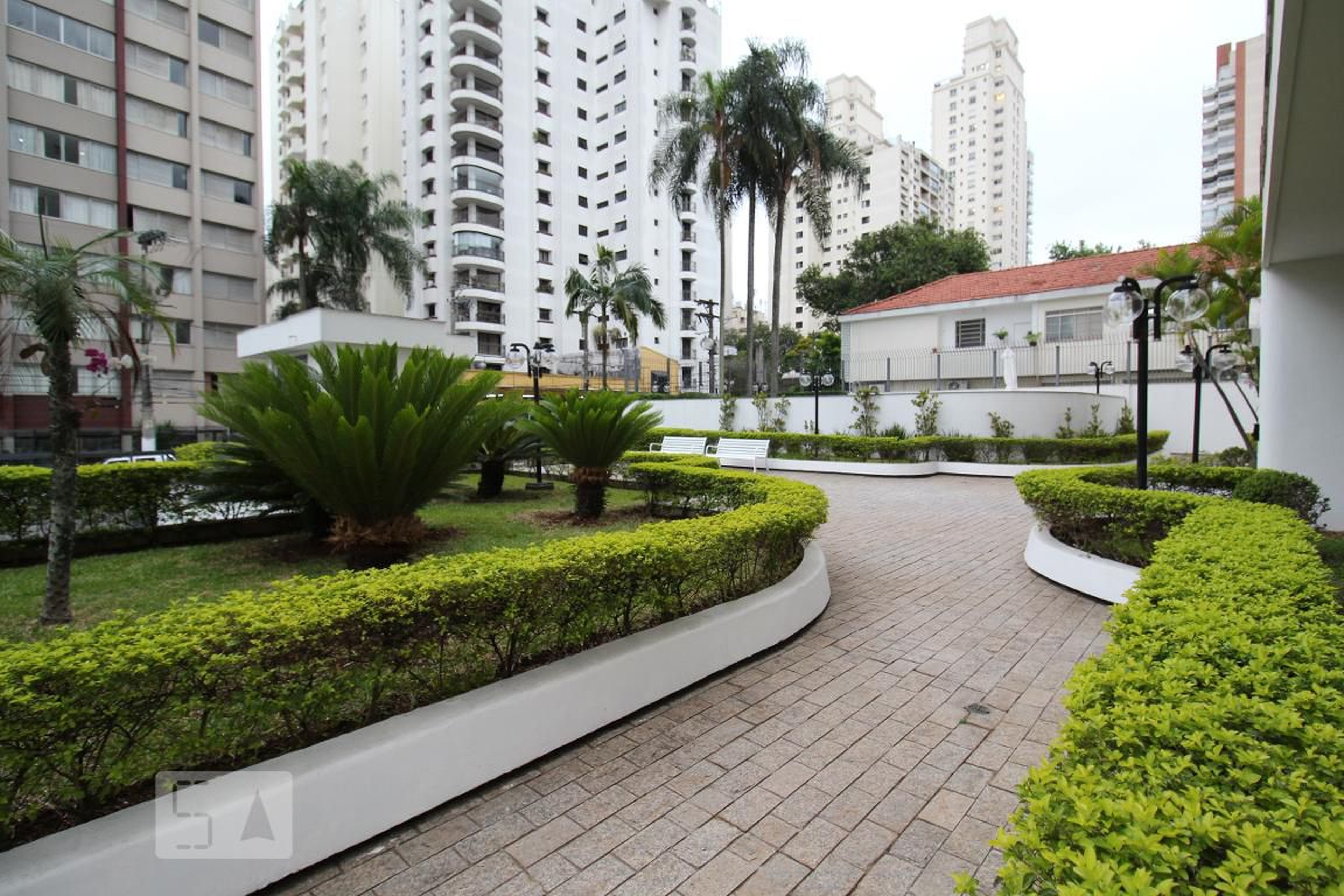 Área comum - Piazza Del Colosso