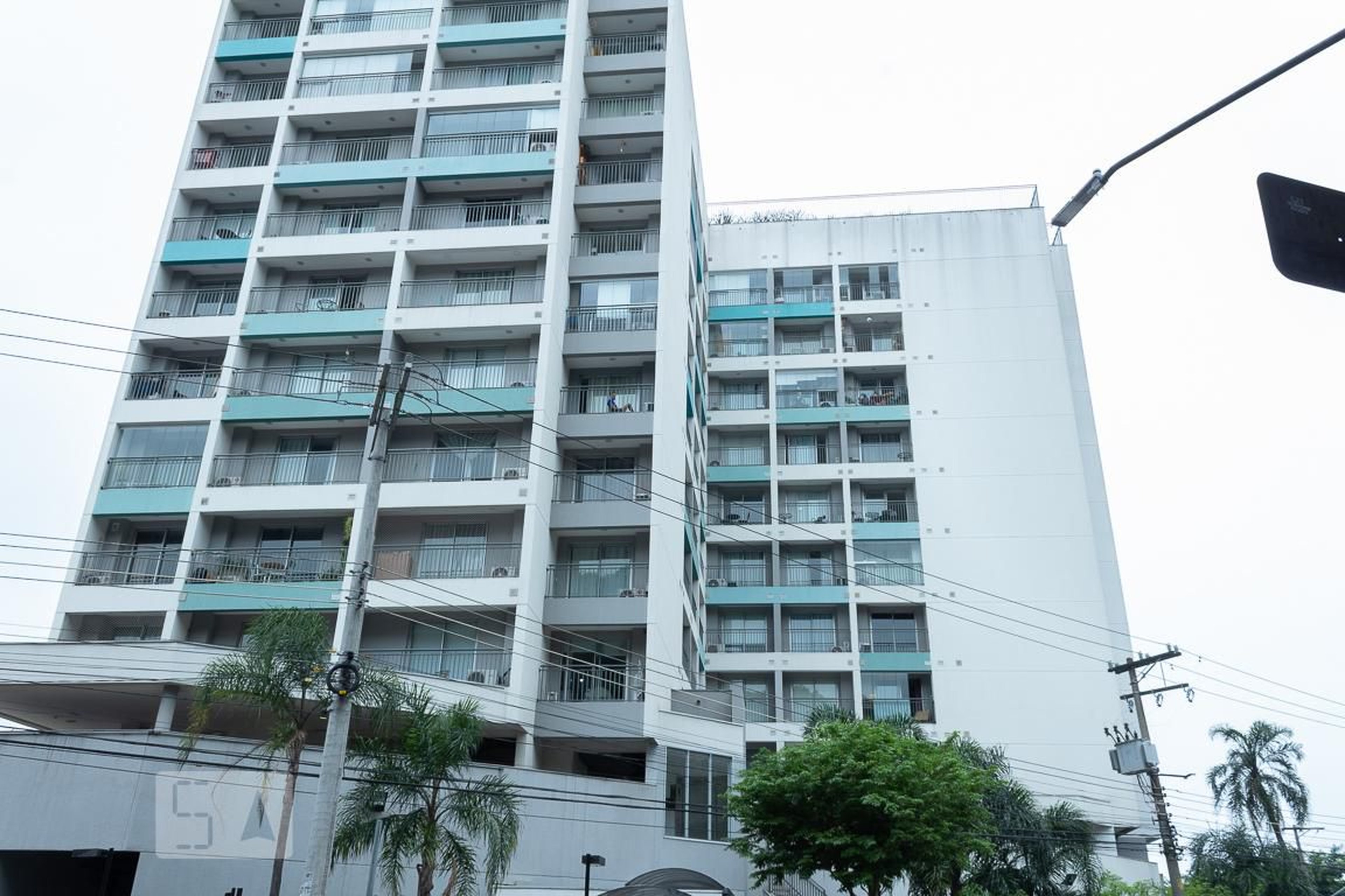 Fachada Condomínio em Rua Voluntários da Pátria, 55