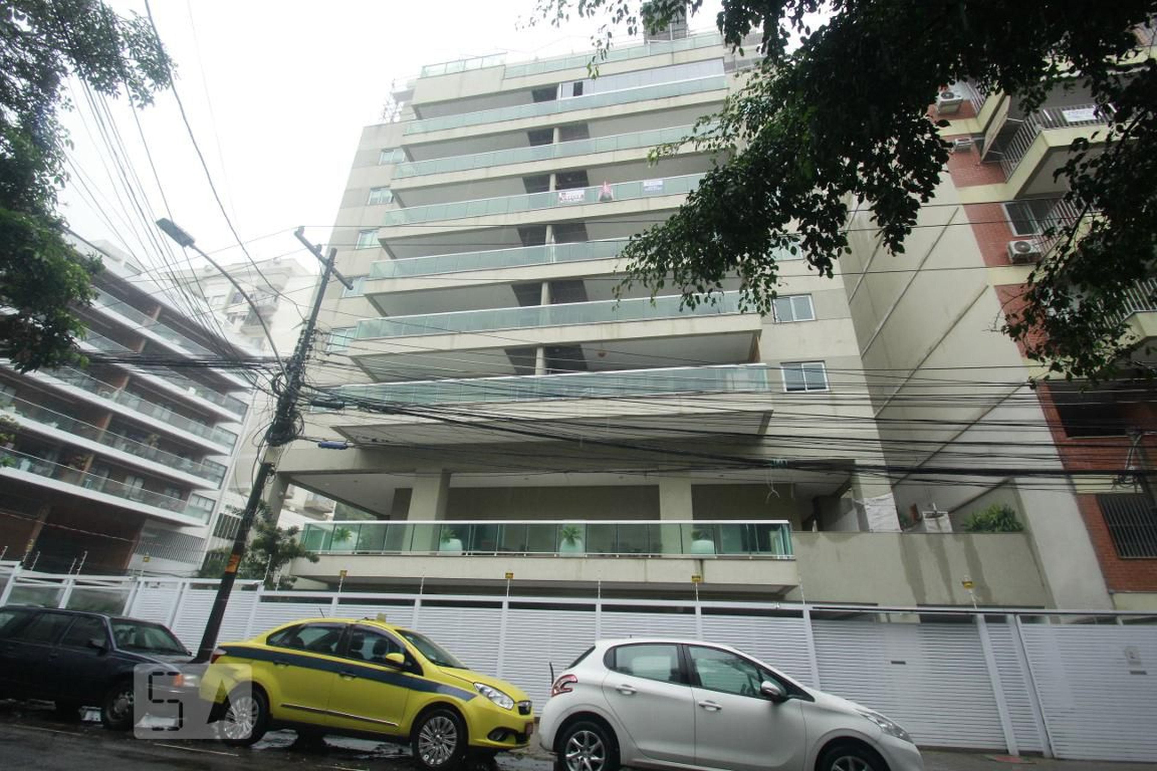 Fachada do Prédio Condomínio Belle