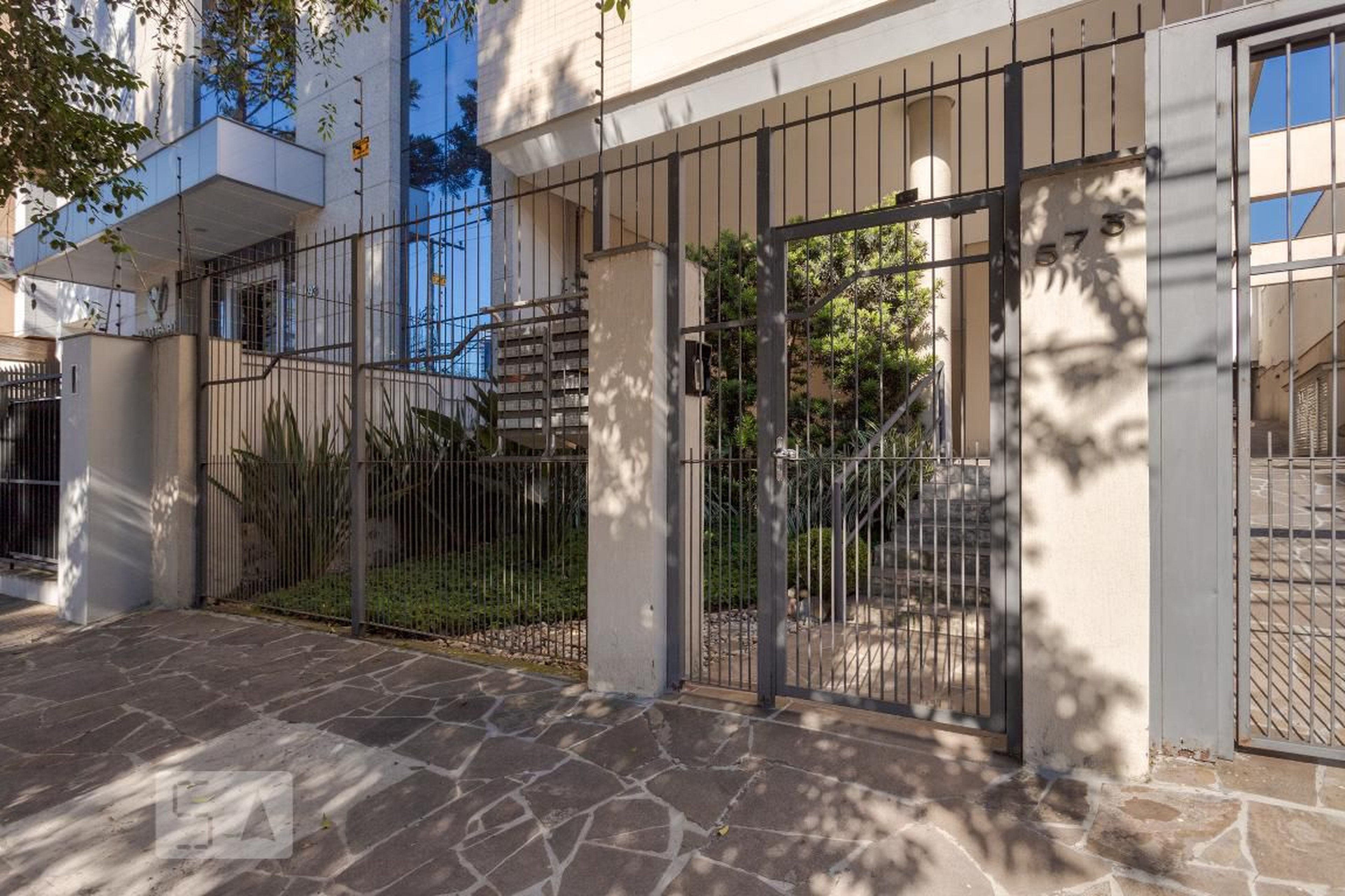 Entrada - Solar Victoria Country