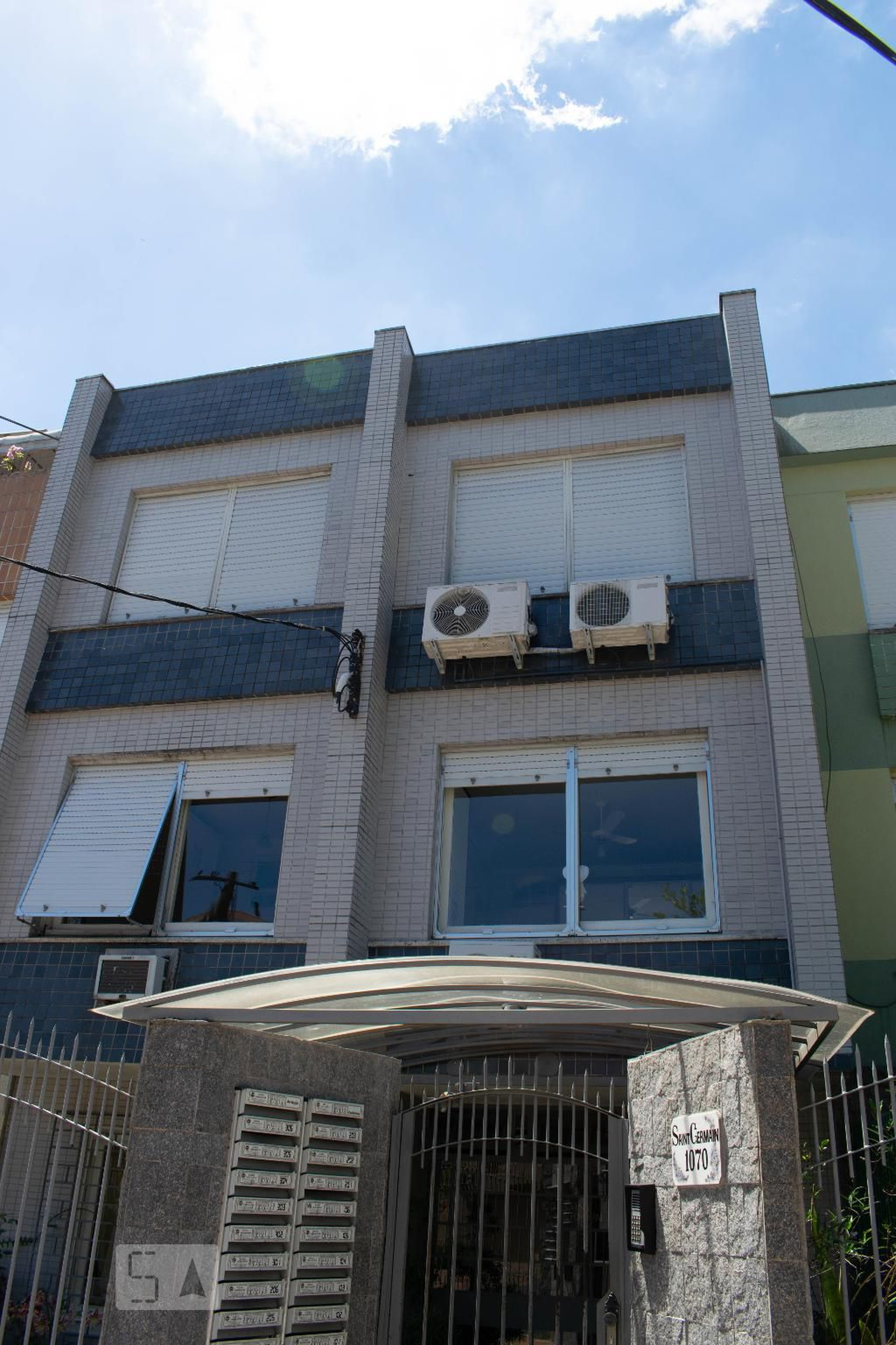 Fachada Condomínio Saint Germain