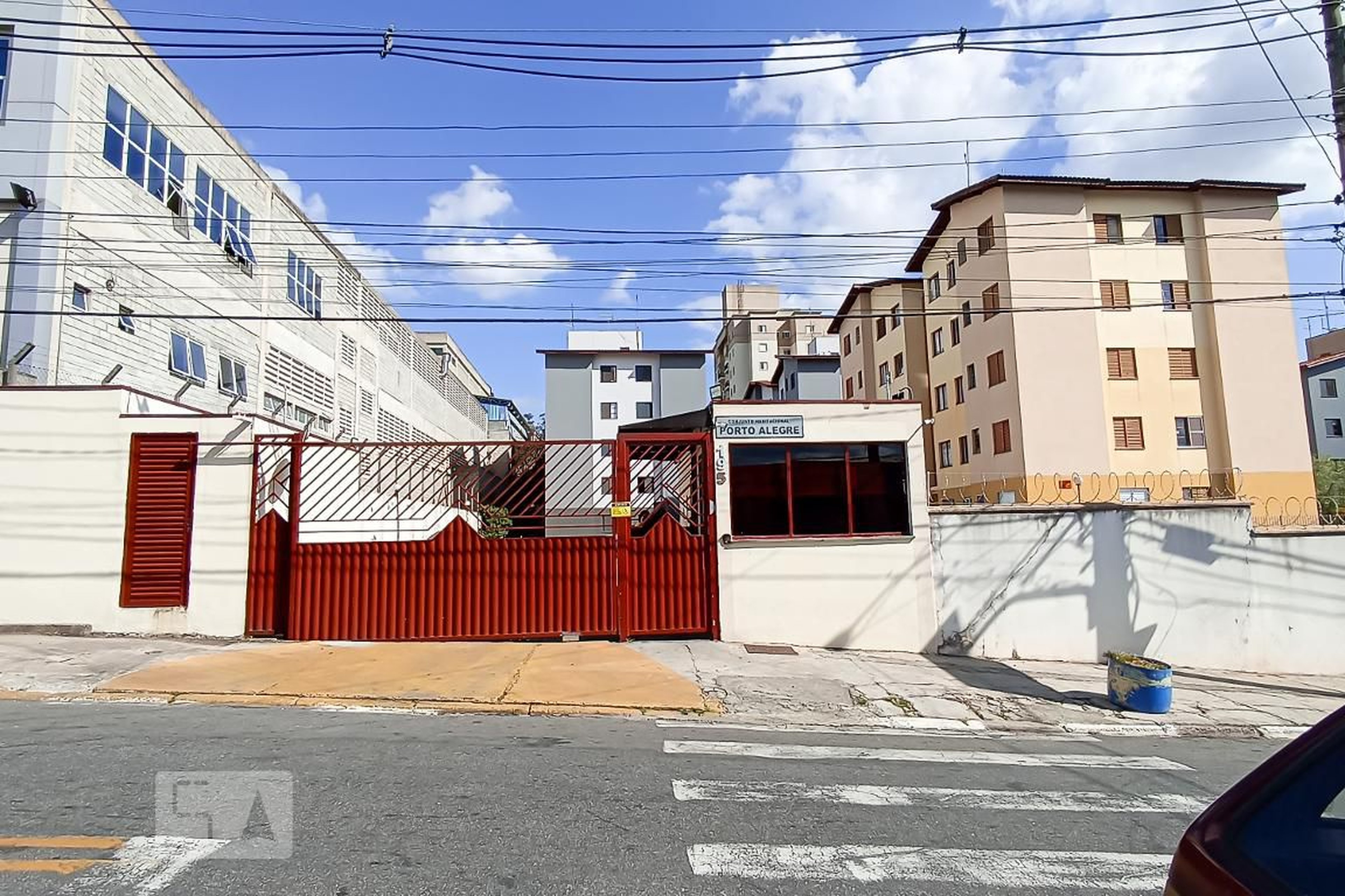 Fachada do condomínio Condomínio Porto Alegre