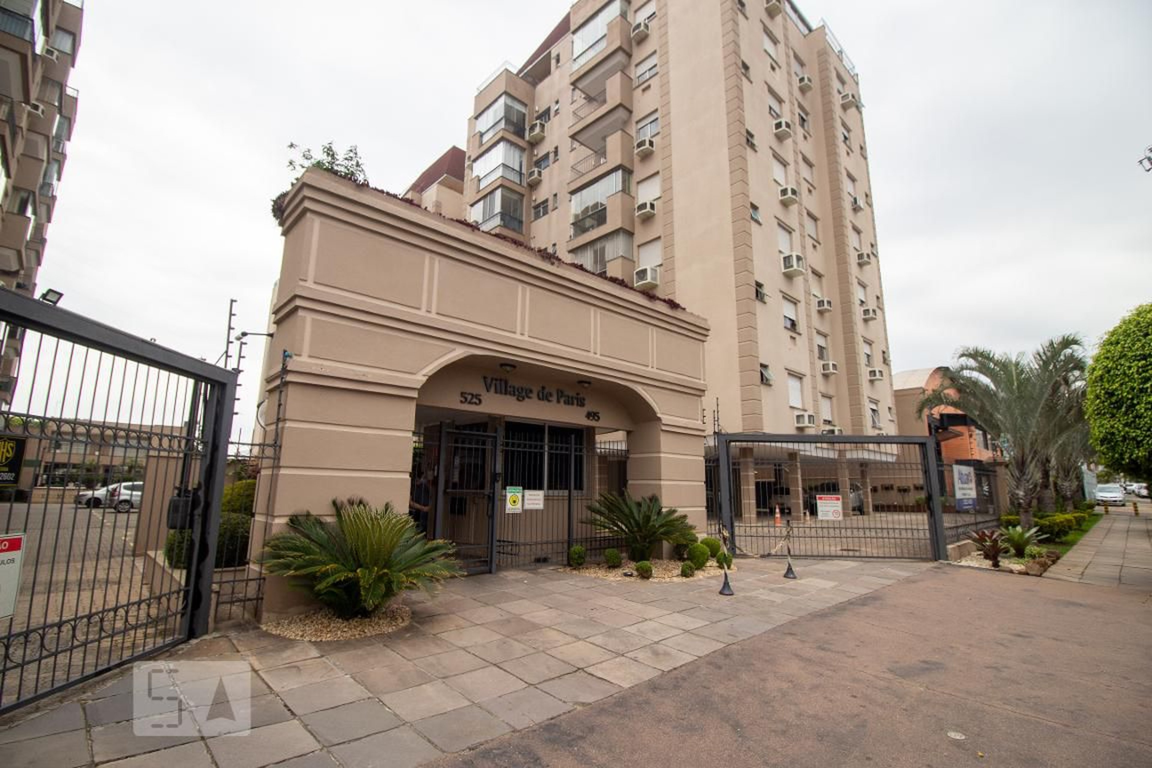 Fachada Condomínio Vilage de Paris