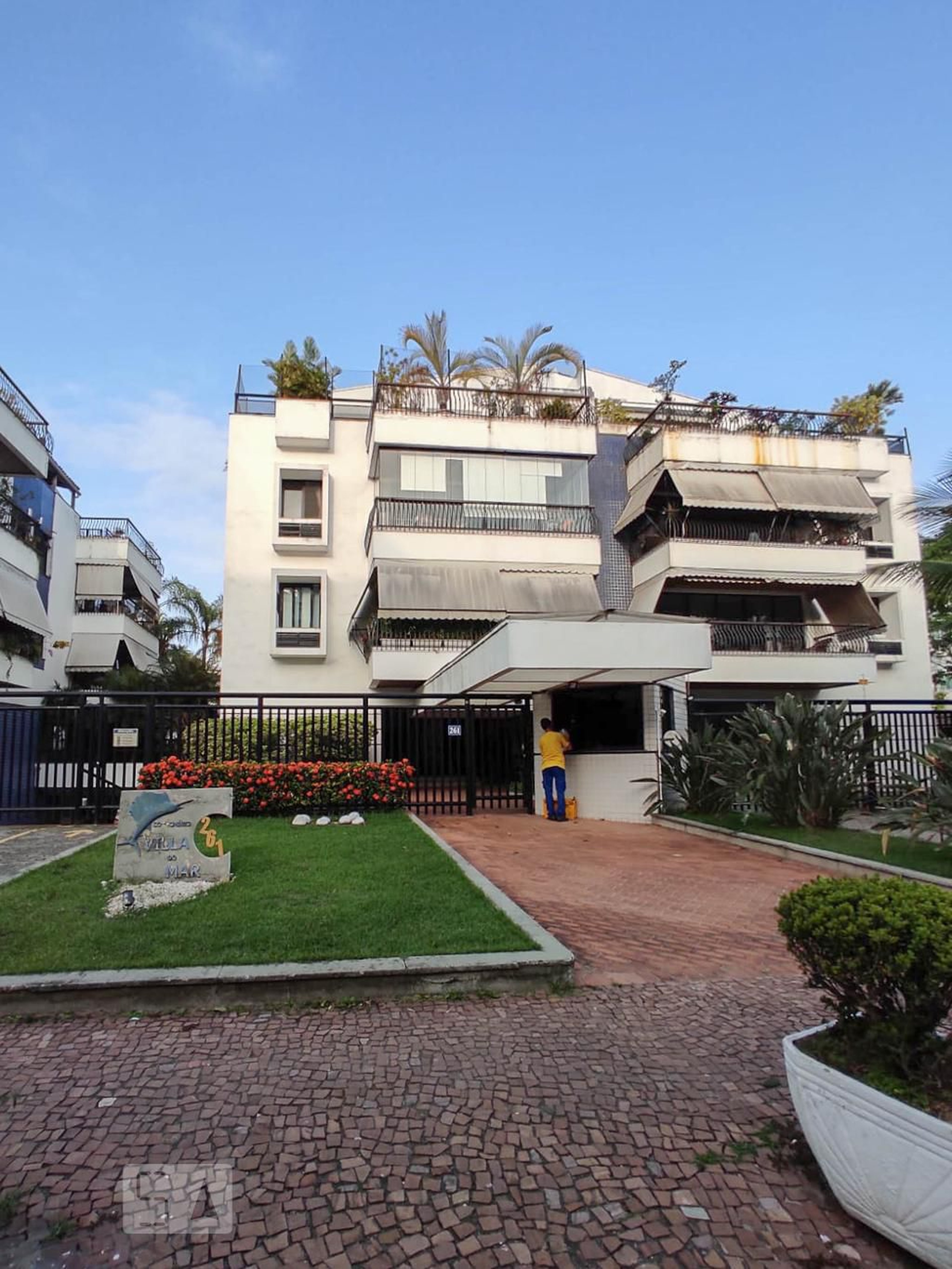 Fachada do condomínio Condomínio Villa do Mar