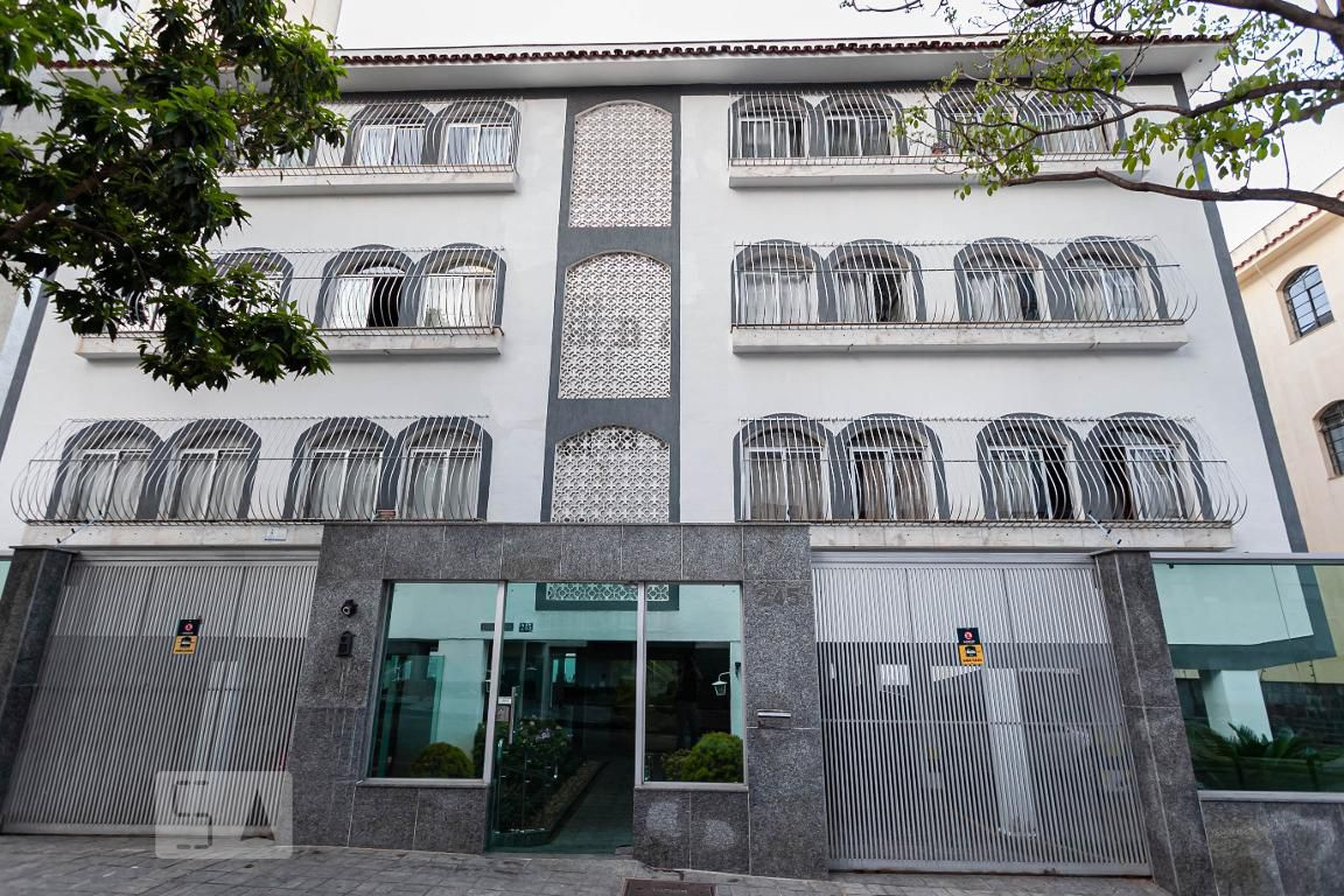 Fachada do prédio Condomínio em Rua Cardeal Stepinac, 245