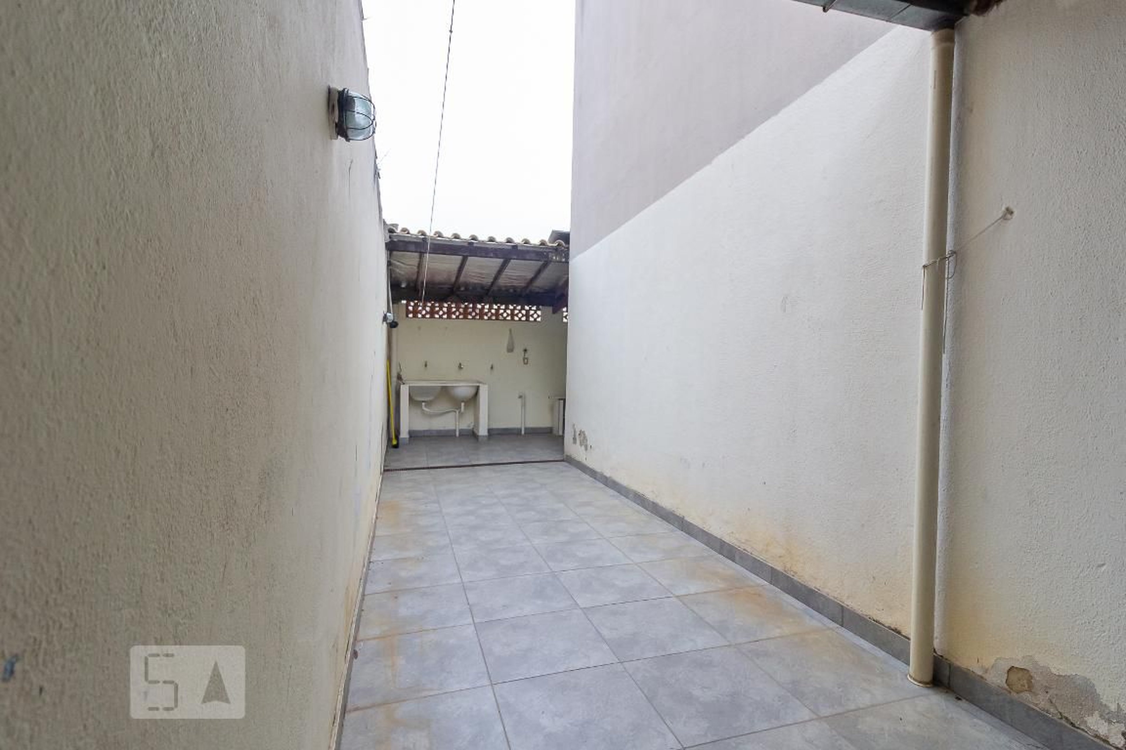 Área Externa - Edifício Toulon