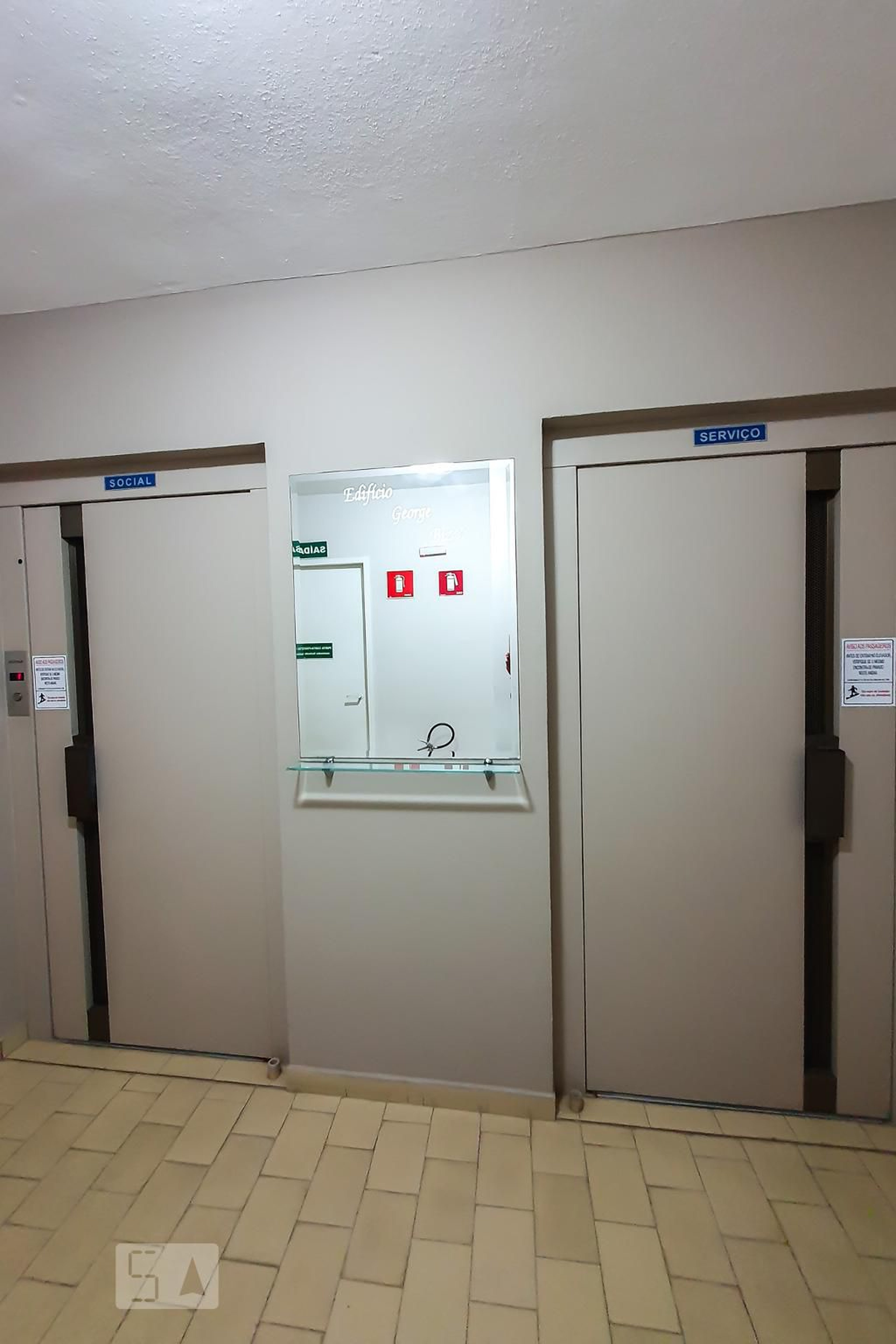 Elevador - Edifício George Bizet