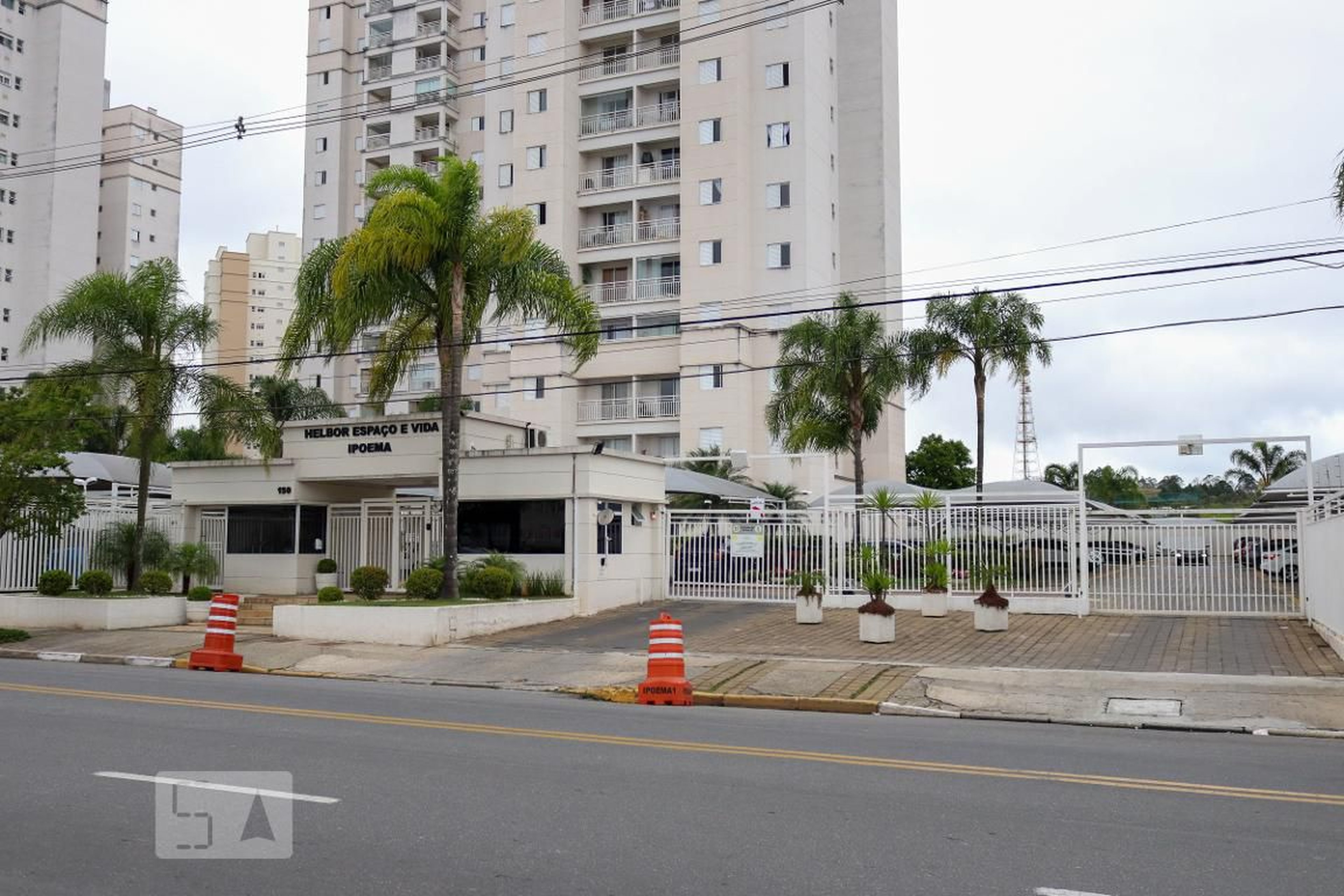 Fachada do Condomínio Condomínio Espaço e Vida Ipoema 1