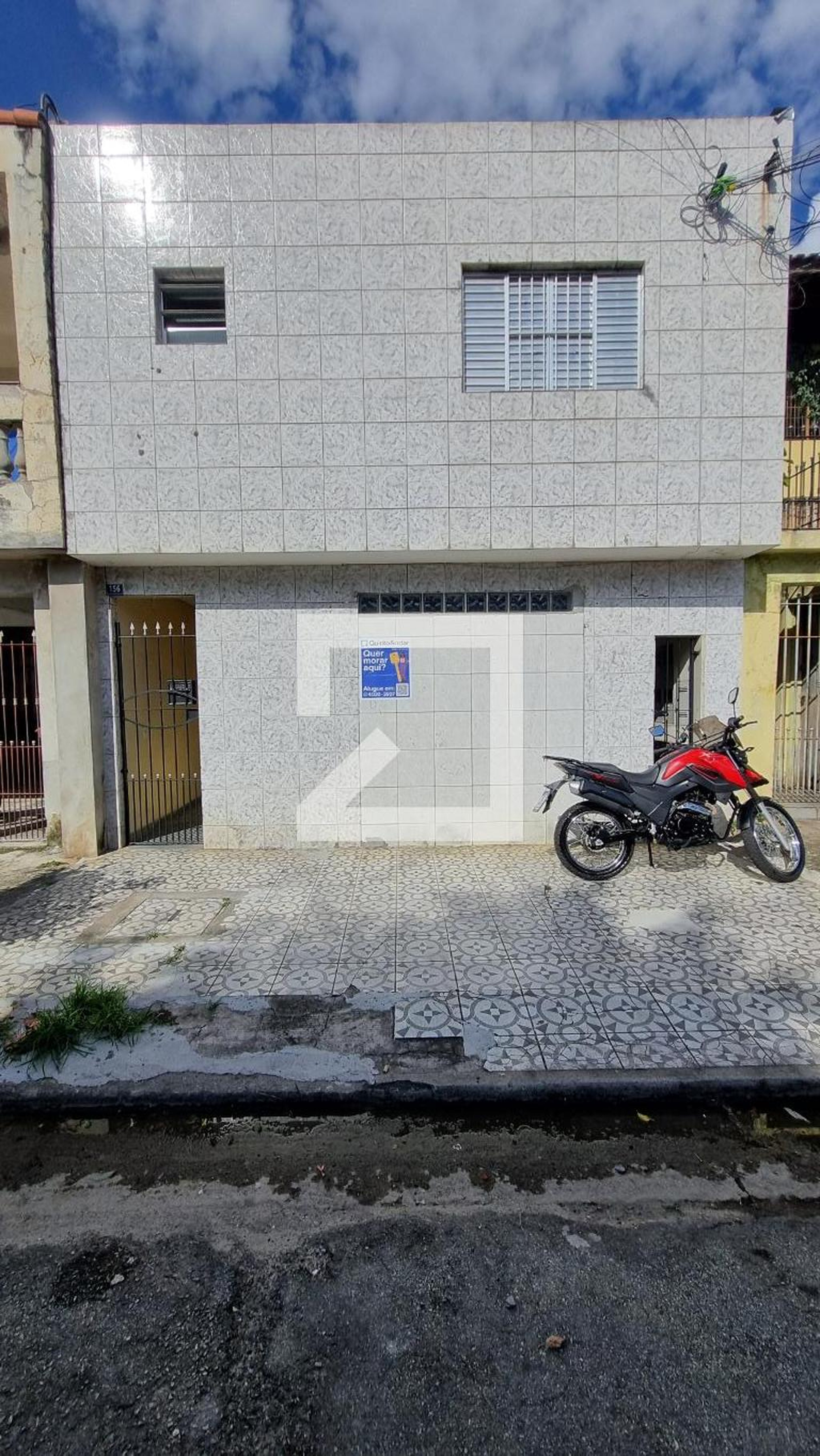 Fachada Condomínio em Rua São Sebastião da Amoreira, 156