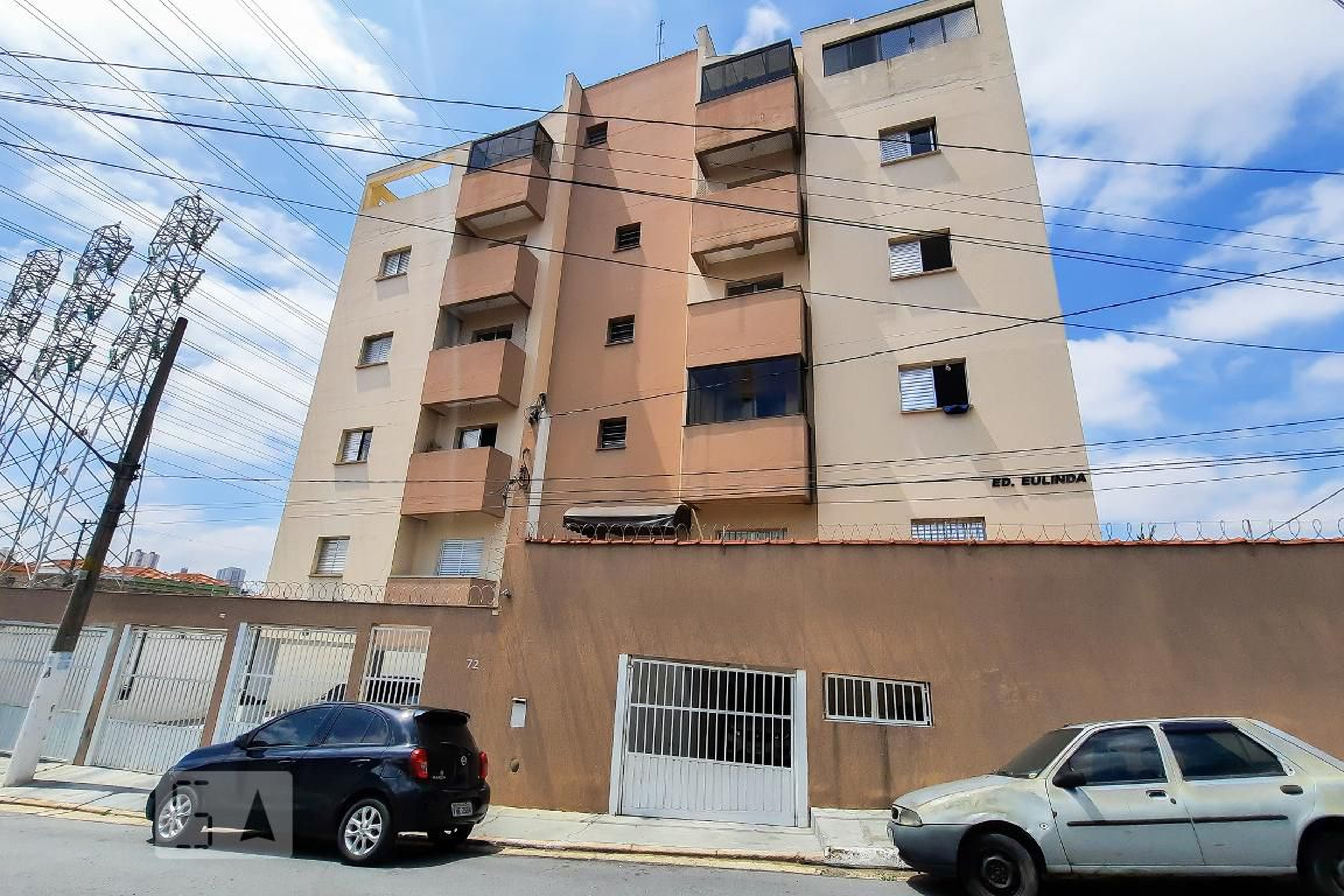 Fachada do Condomínio Condomínio em Rua Ribeirão Bonito, 72