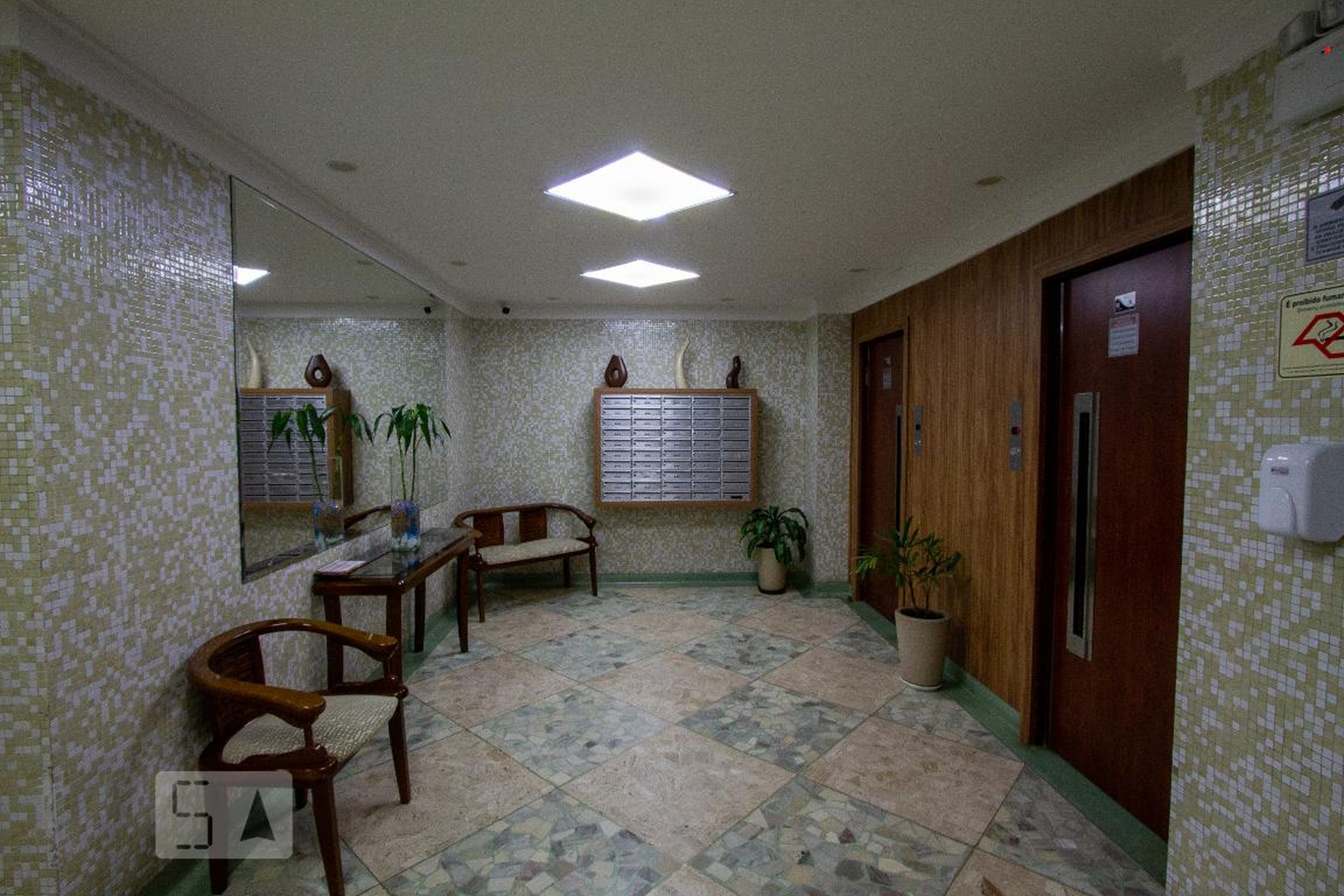 Hall - Barão de Araras